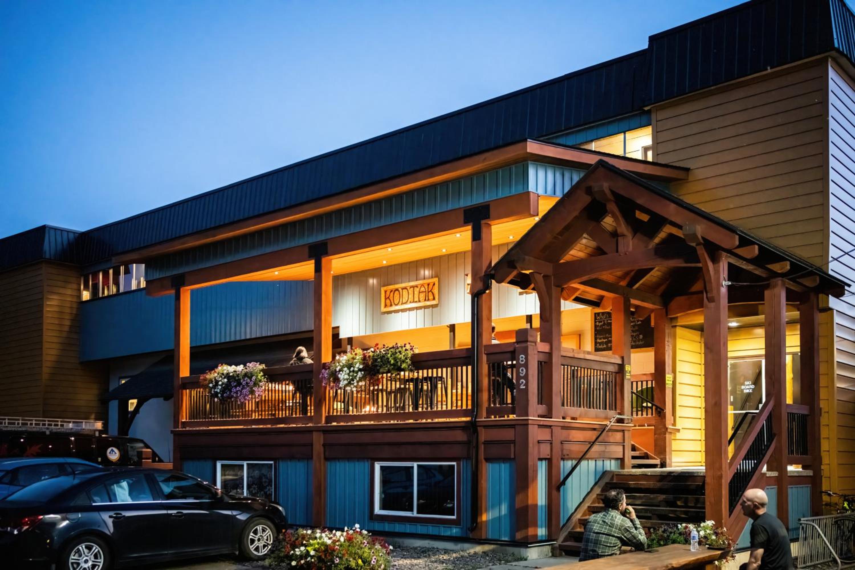 Fernie Vacations - The Raging Elk Adventure Lodging - Property Image 1