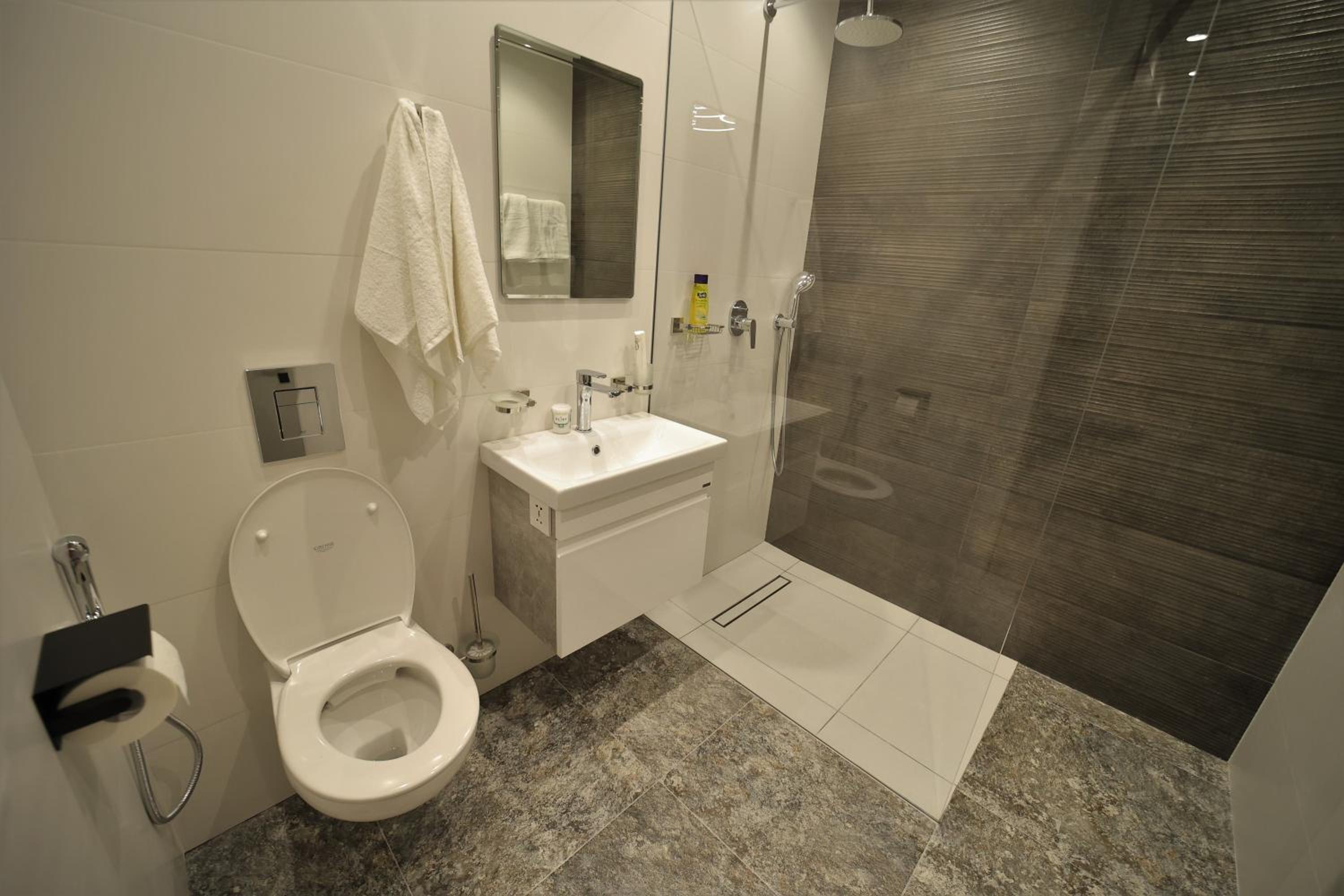 Avenue Residence
