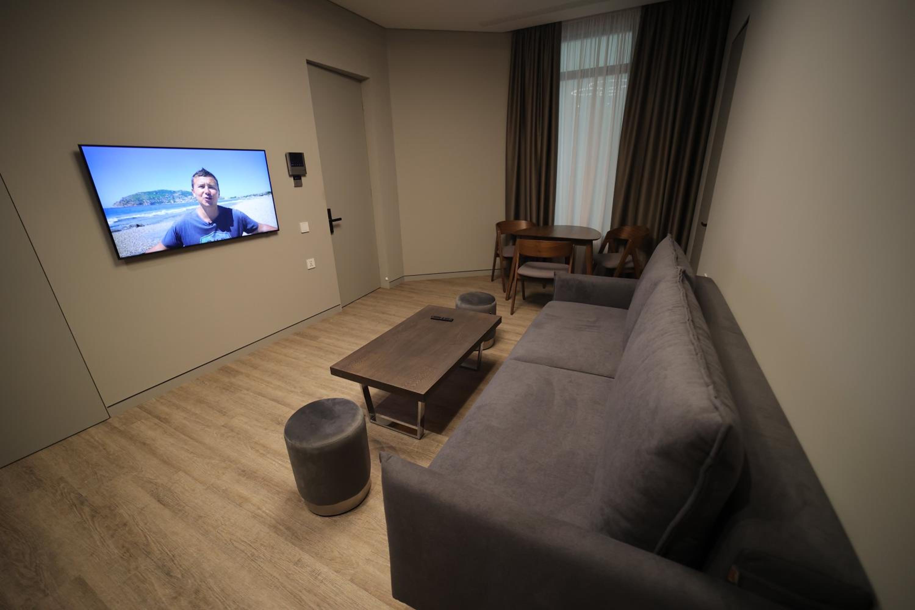 Avenue Residence