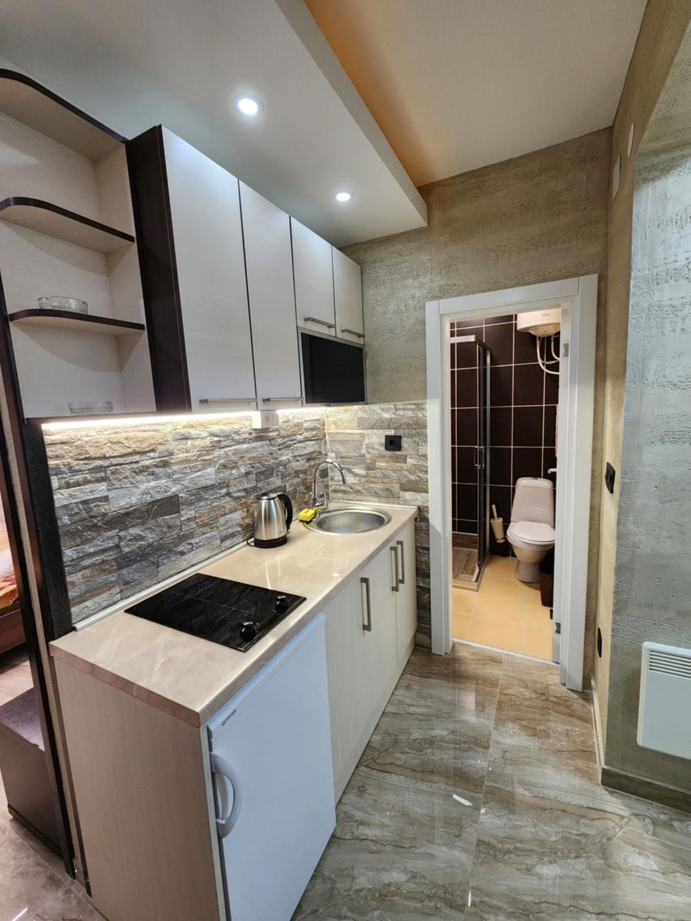 Photo 12