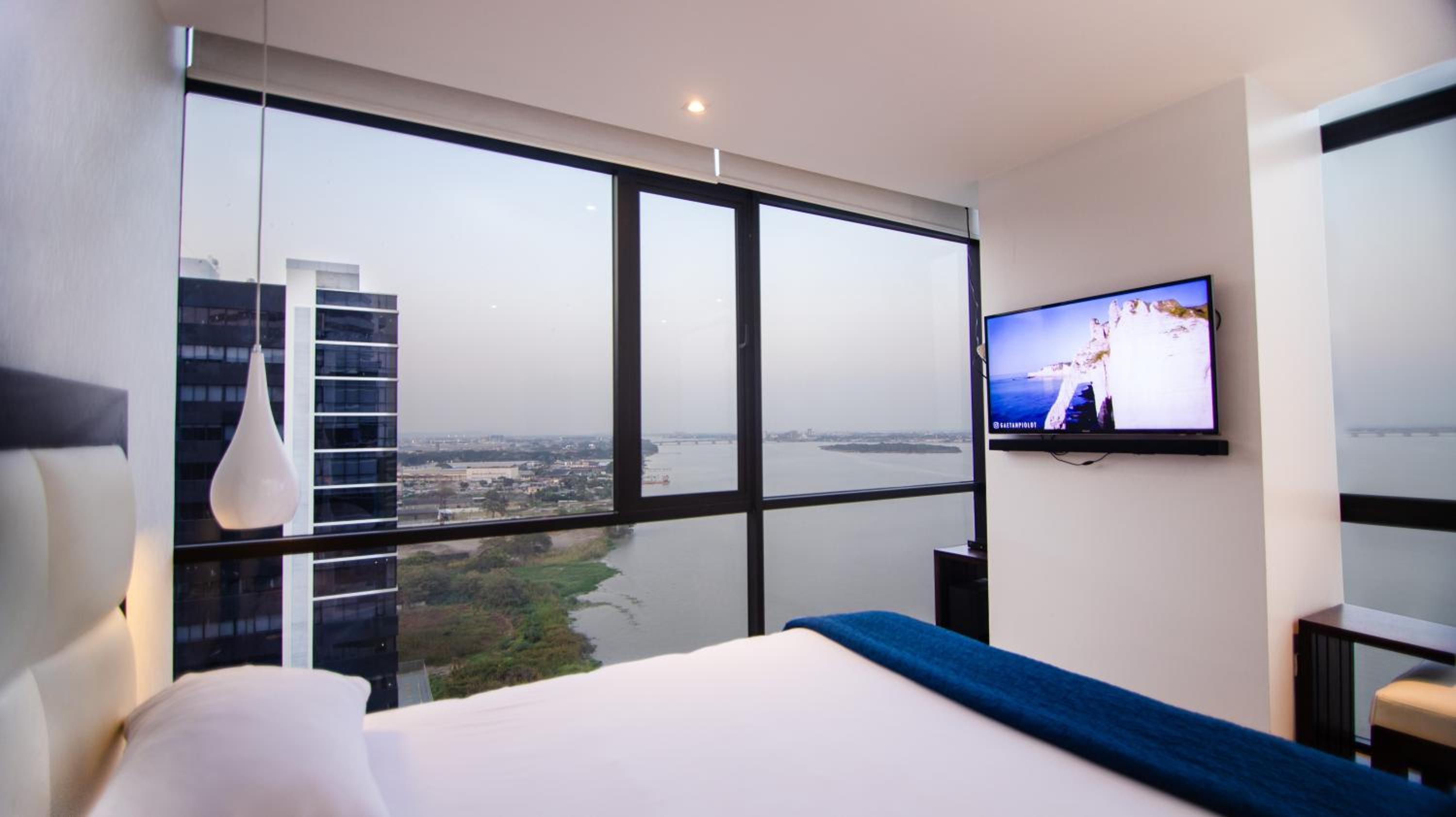 Suite 1403 Bellini 1, Puerto Santa Ana, Guayaquil view 3