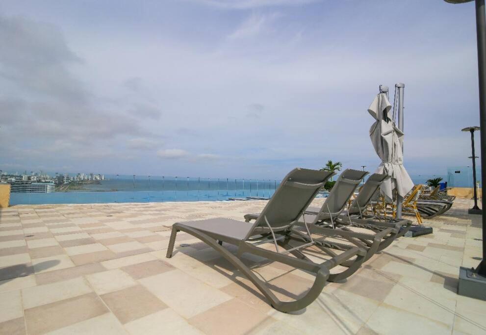 Cerca al Hotel Americas Ctgna Spiaggia Morros Piscina playa