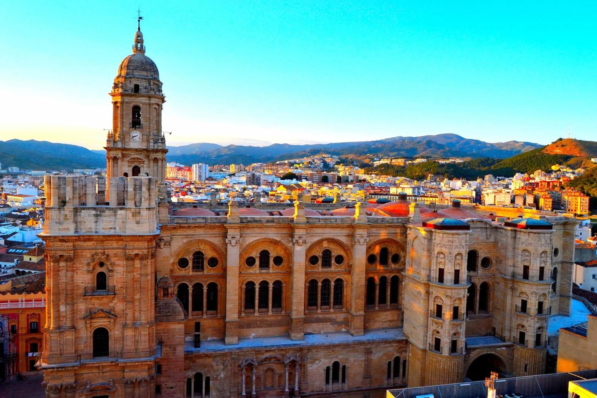 MALAGA EXPERIENCE