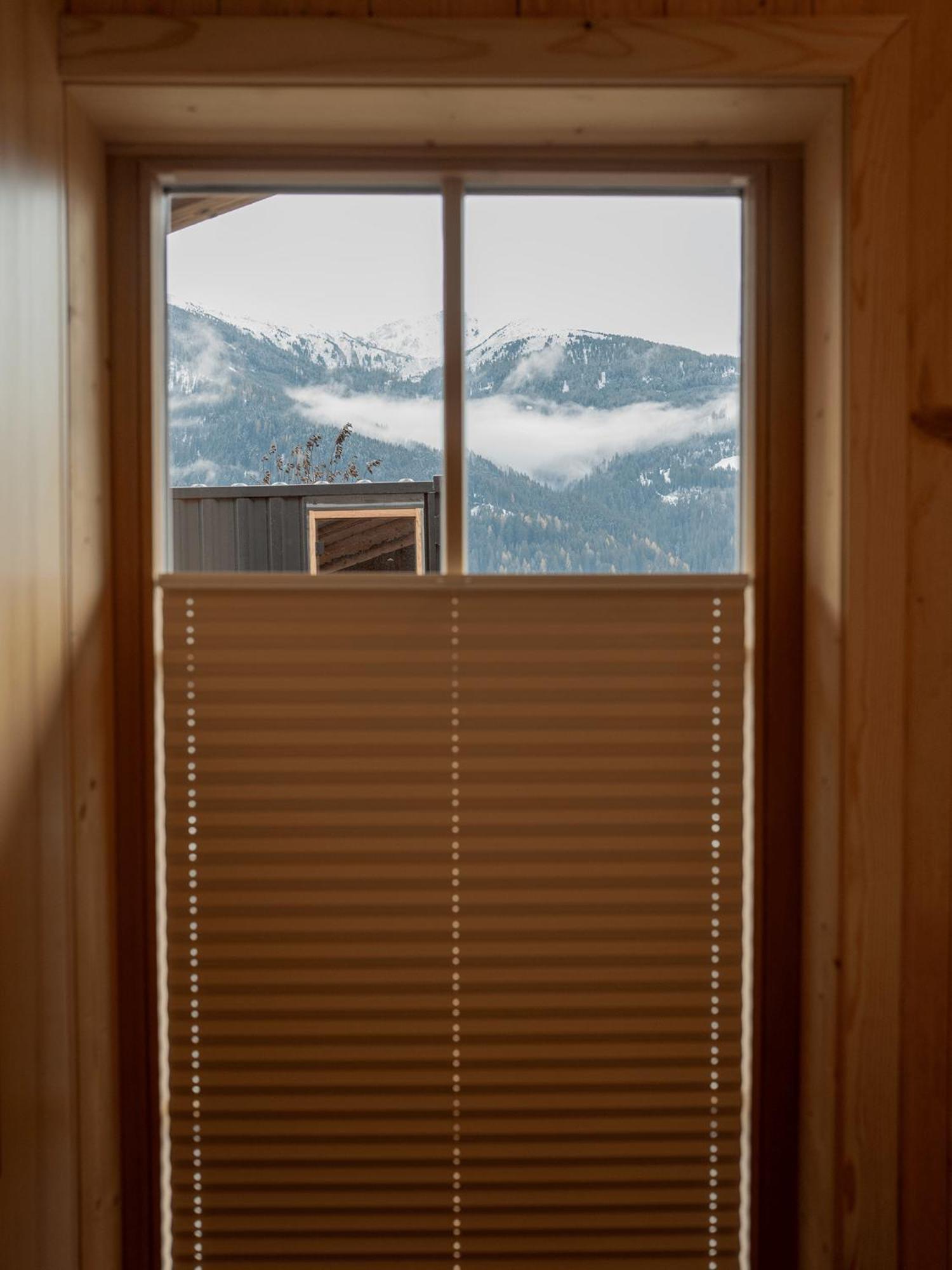 Chalet Hittli 1065 Tirol sauna garden WiFi guest card