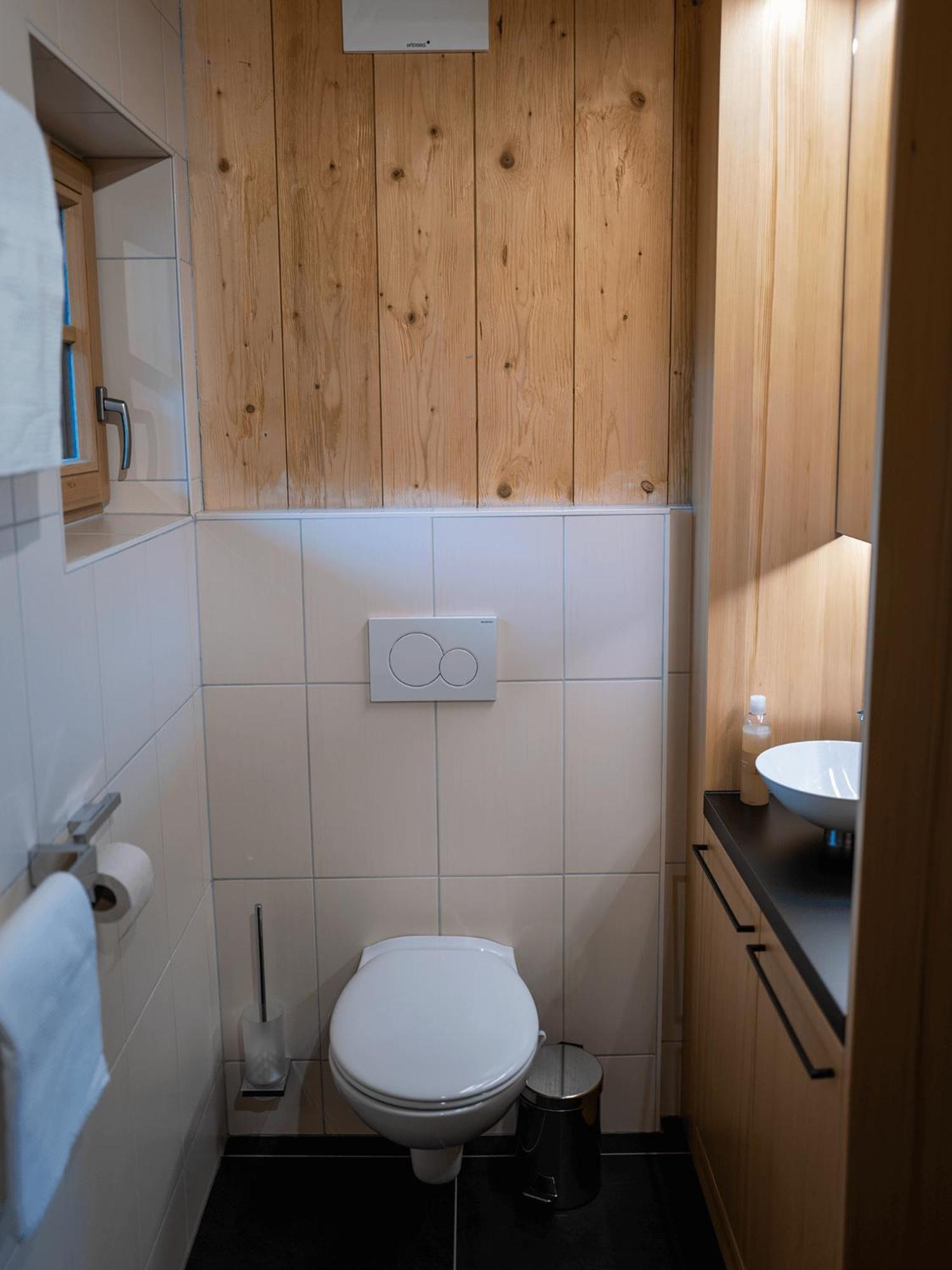 Chalet Hittli 1065 Tirol sauna garden WiFi guest card
