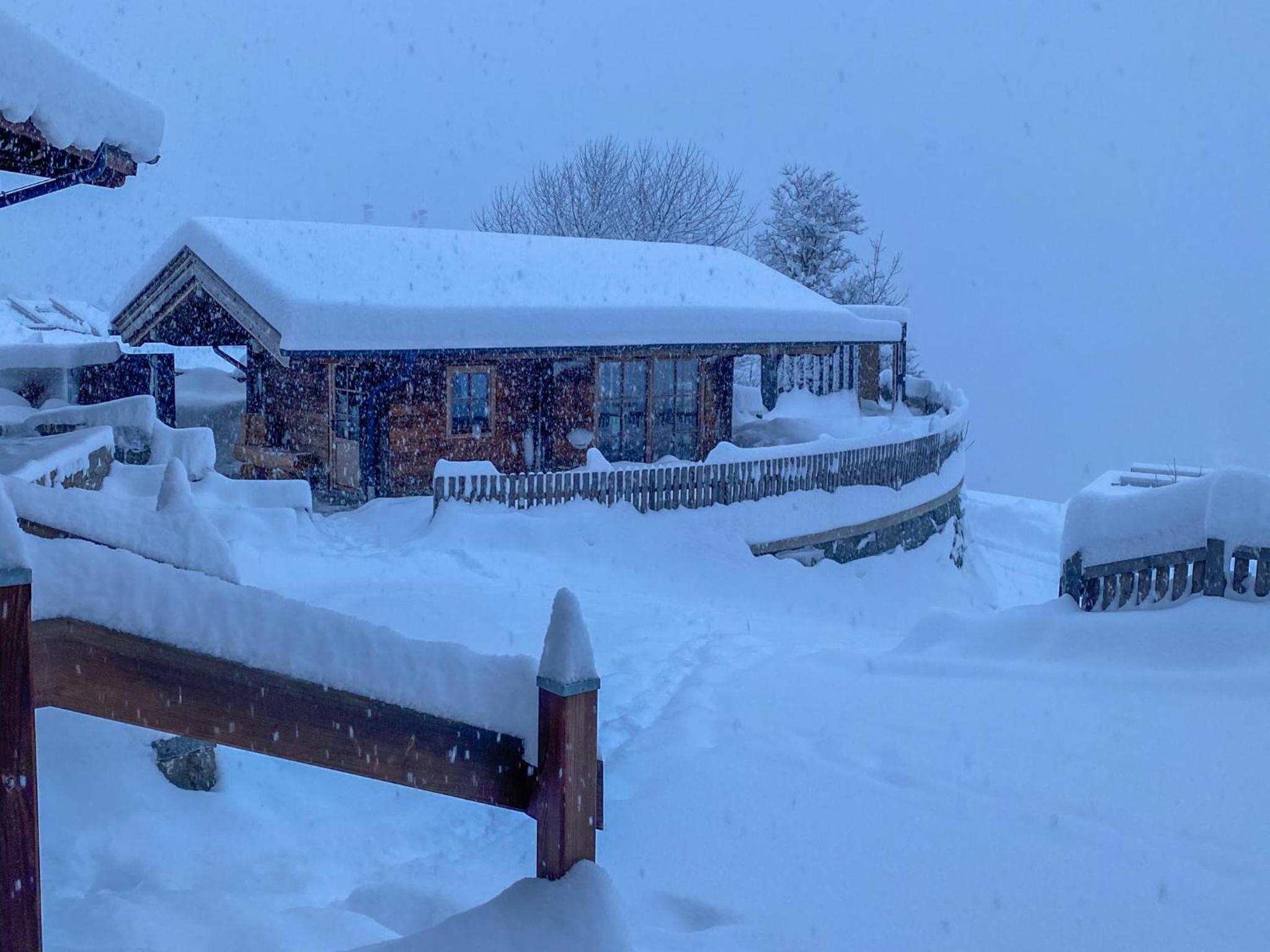 Chalet Hittli 1065 Tirol sauna garden WiFi guest card