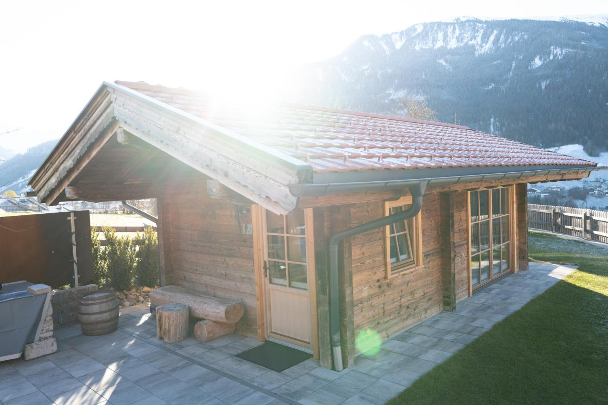 Chalet Hittli 1065 Tirol sauna garden WiFi guest card