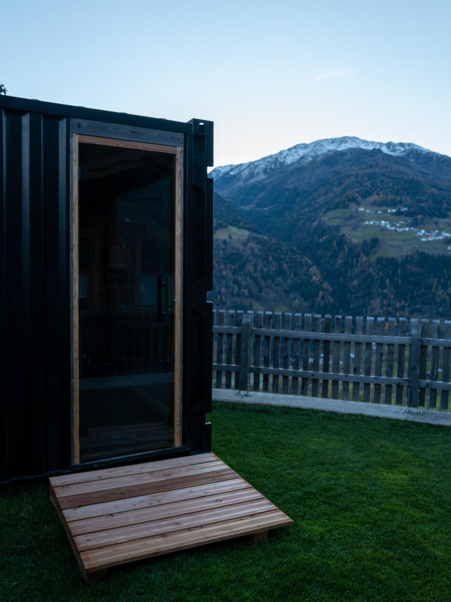 Chalet Hittli 1065 Tirol sauna garden WiFi guest card