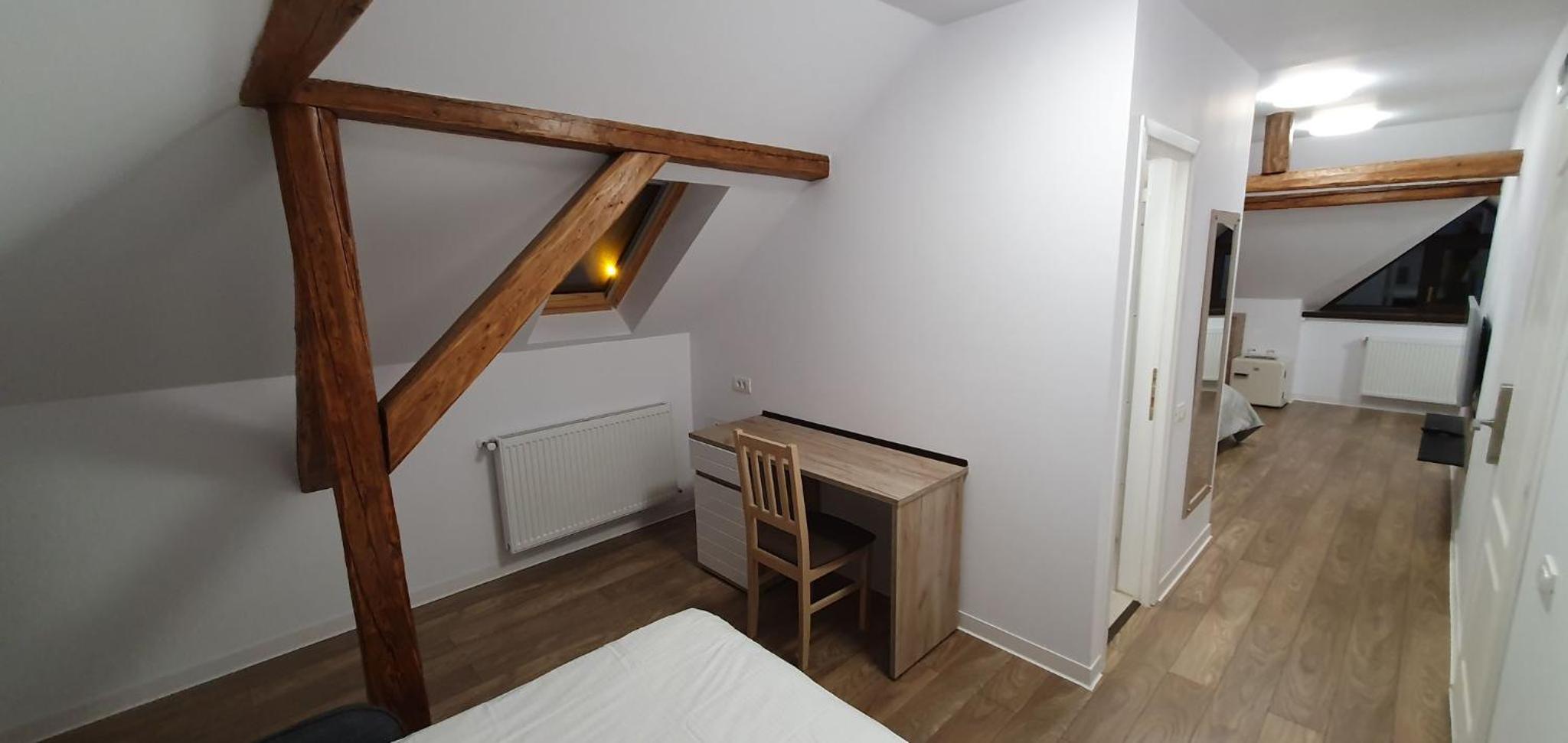 Photo 48