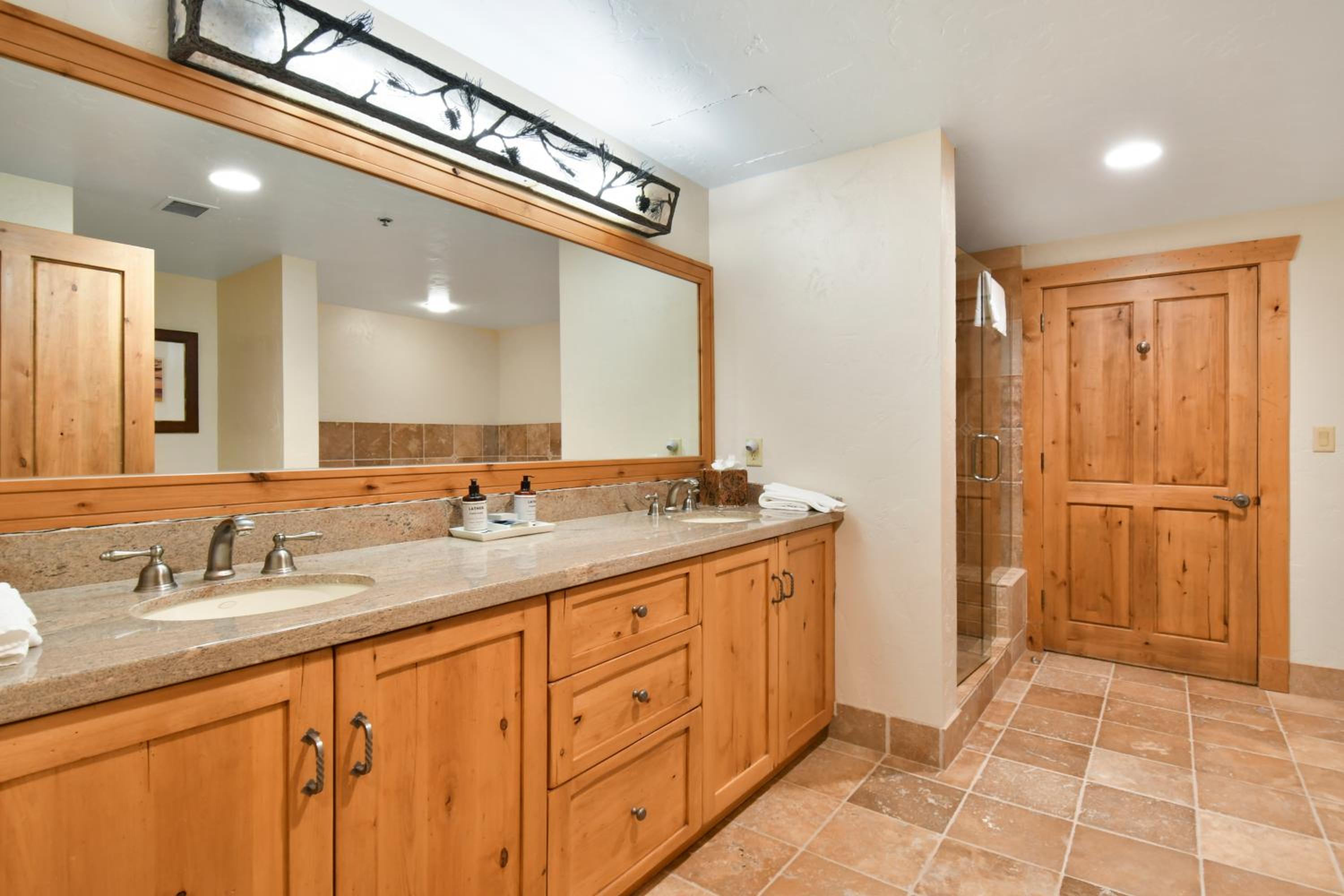 Grand Summit Hotel - Canyons Village, a RockResort, photo 138