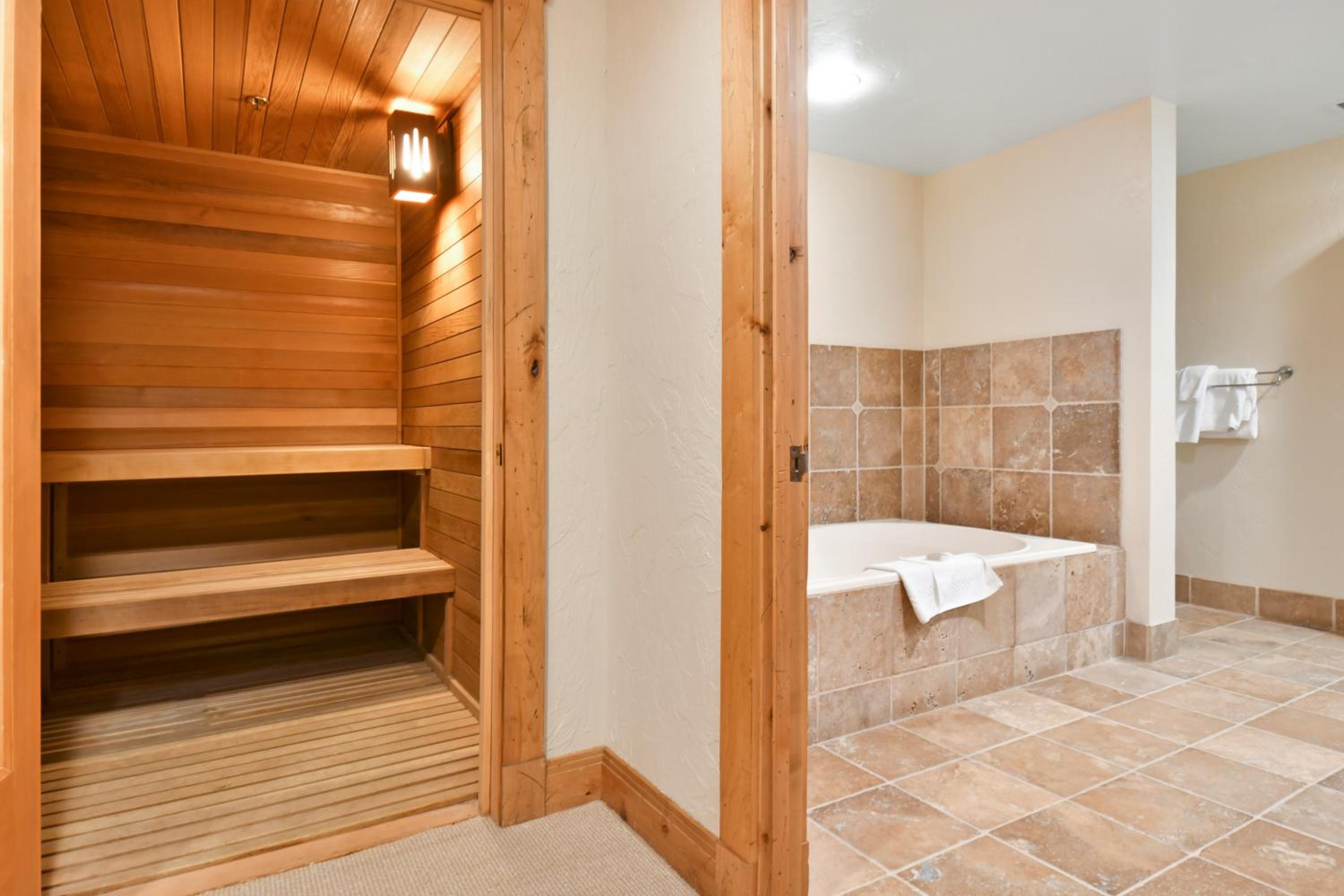 Grand Summit Hotel - Canyons Village, a RockResort, photo 50