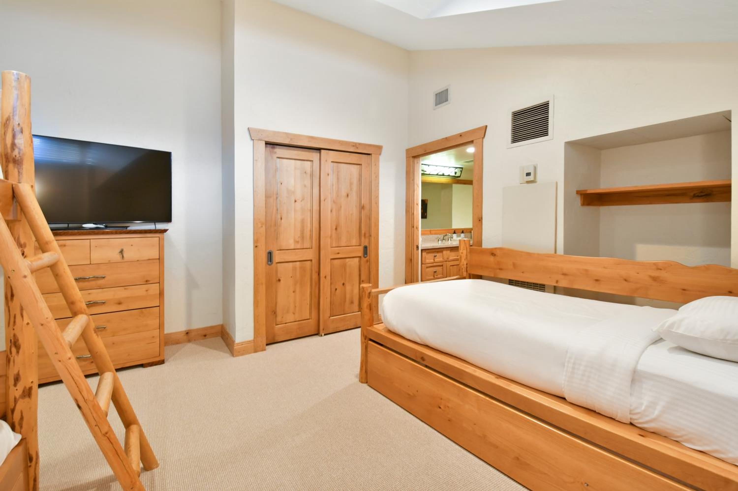 Grand Summit Hotel - Canyons Village, a RockResort, photo 232