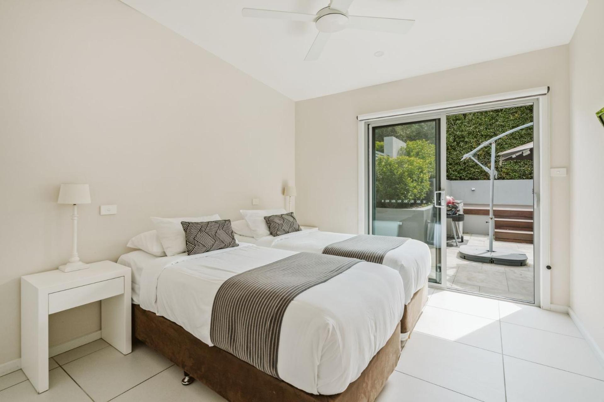 Allure at Hyams Beach - seconds to white sands