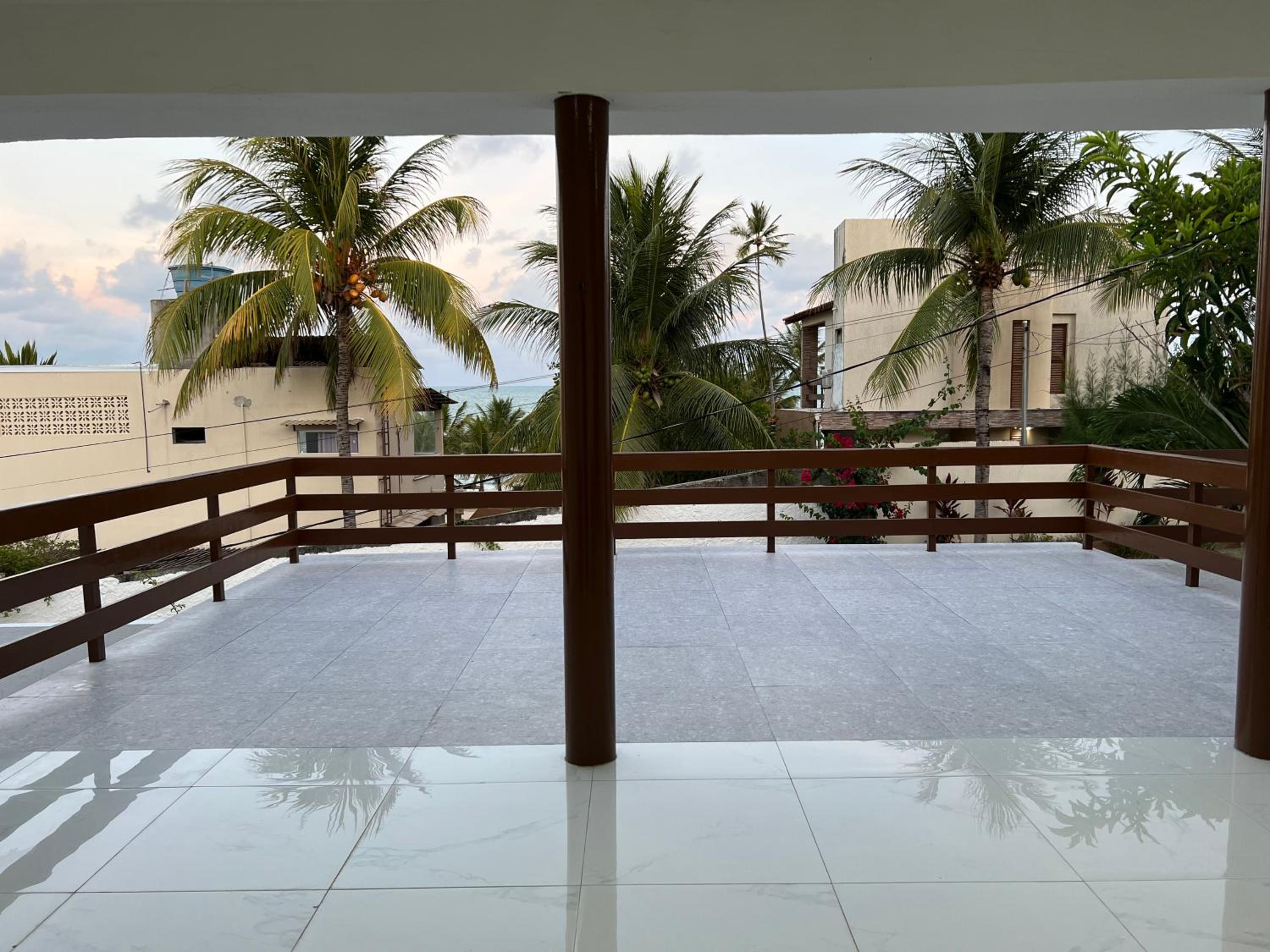 Casa em FRENTE À PRAIA, ao lado do Nord Hotel - Tabatinga
