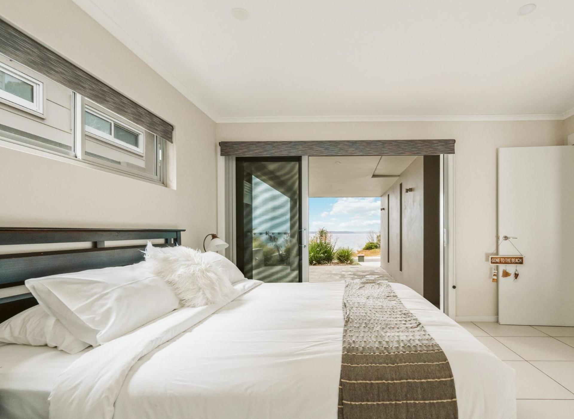 Allure at Hyams Beach - seconds to white sands