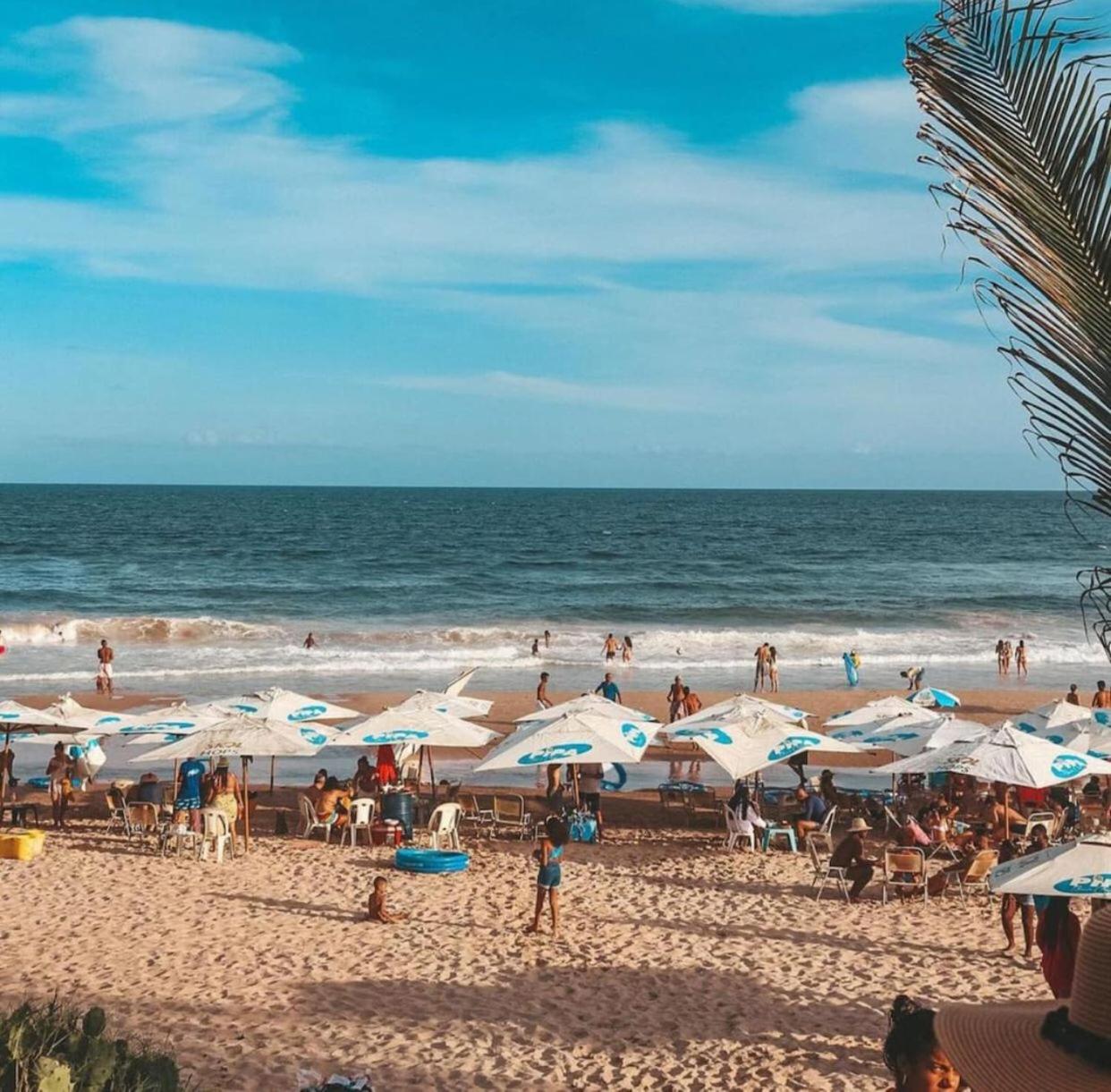 Salvador - Praia do Flamengo - Pé na areia
