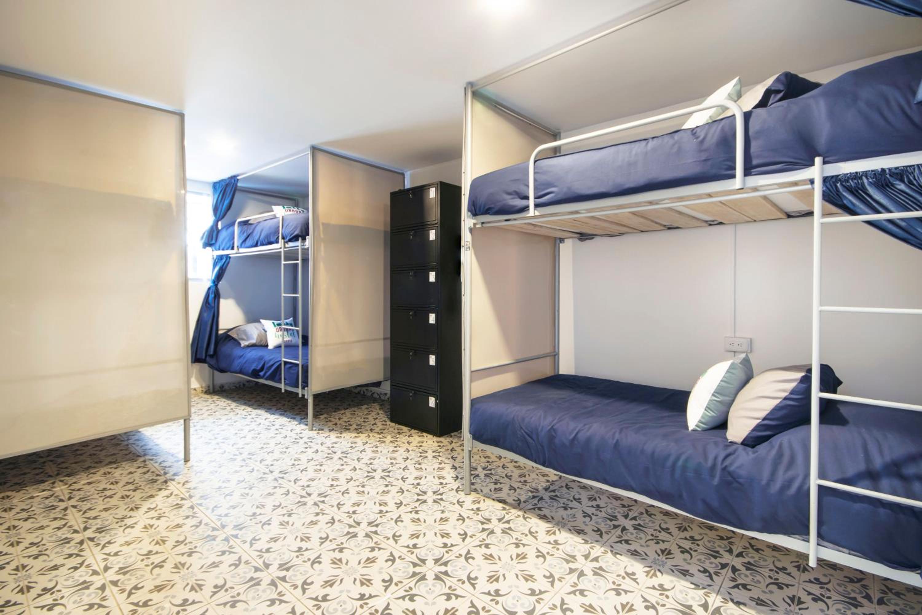 Urbana Hostel
