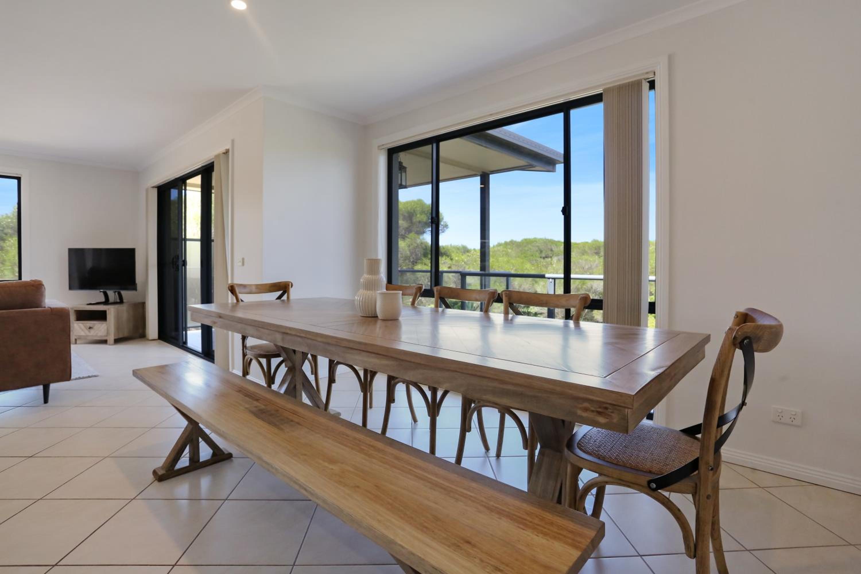 Tura Beach House