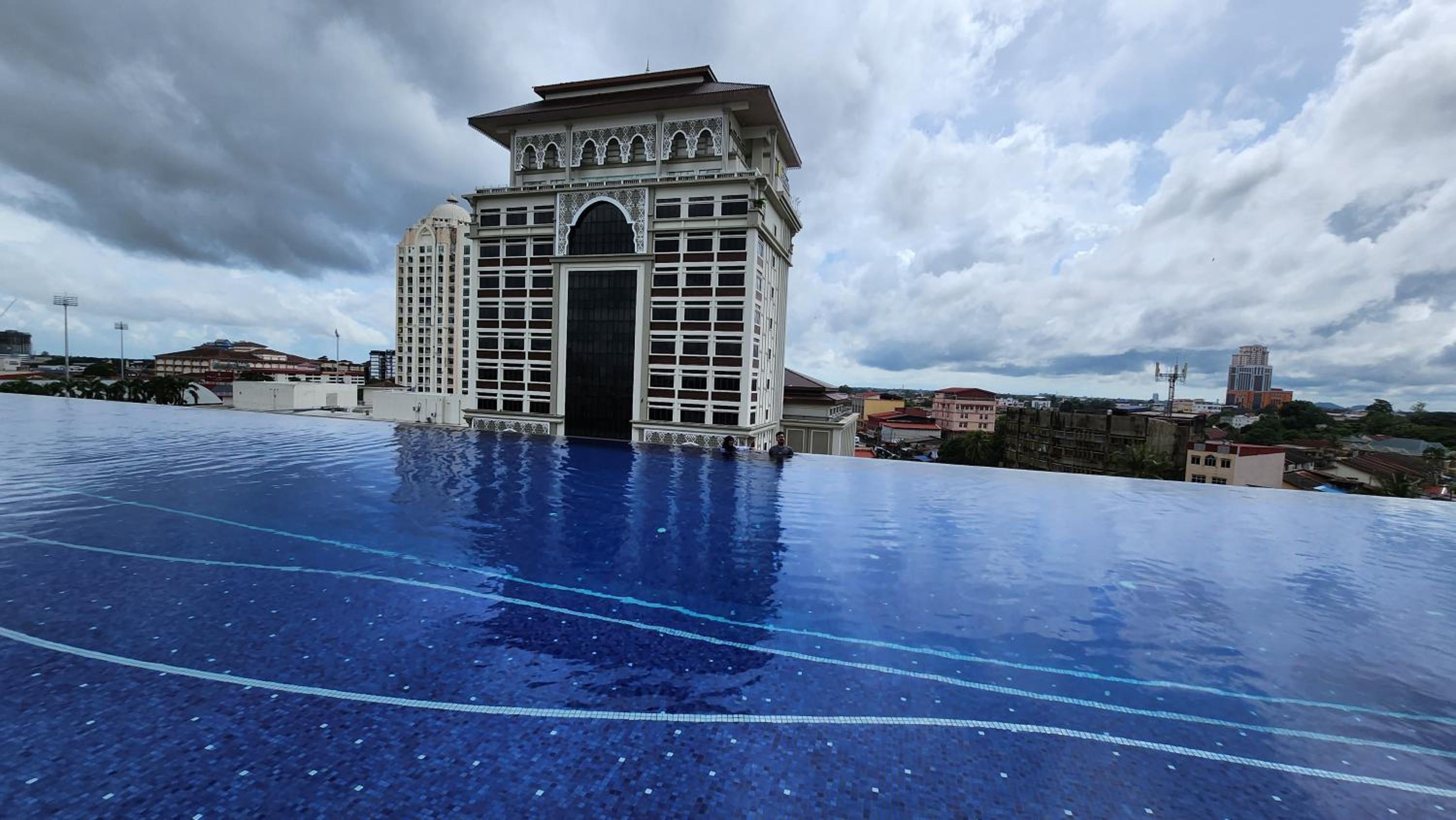 Nusa Luxurious Suite