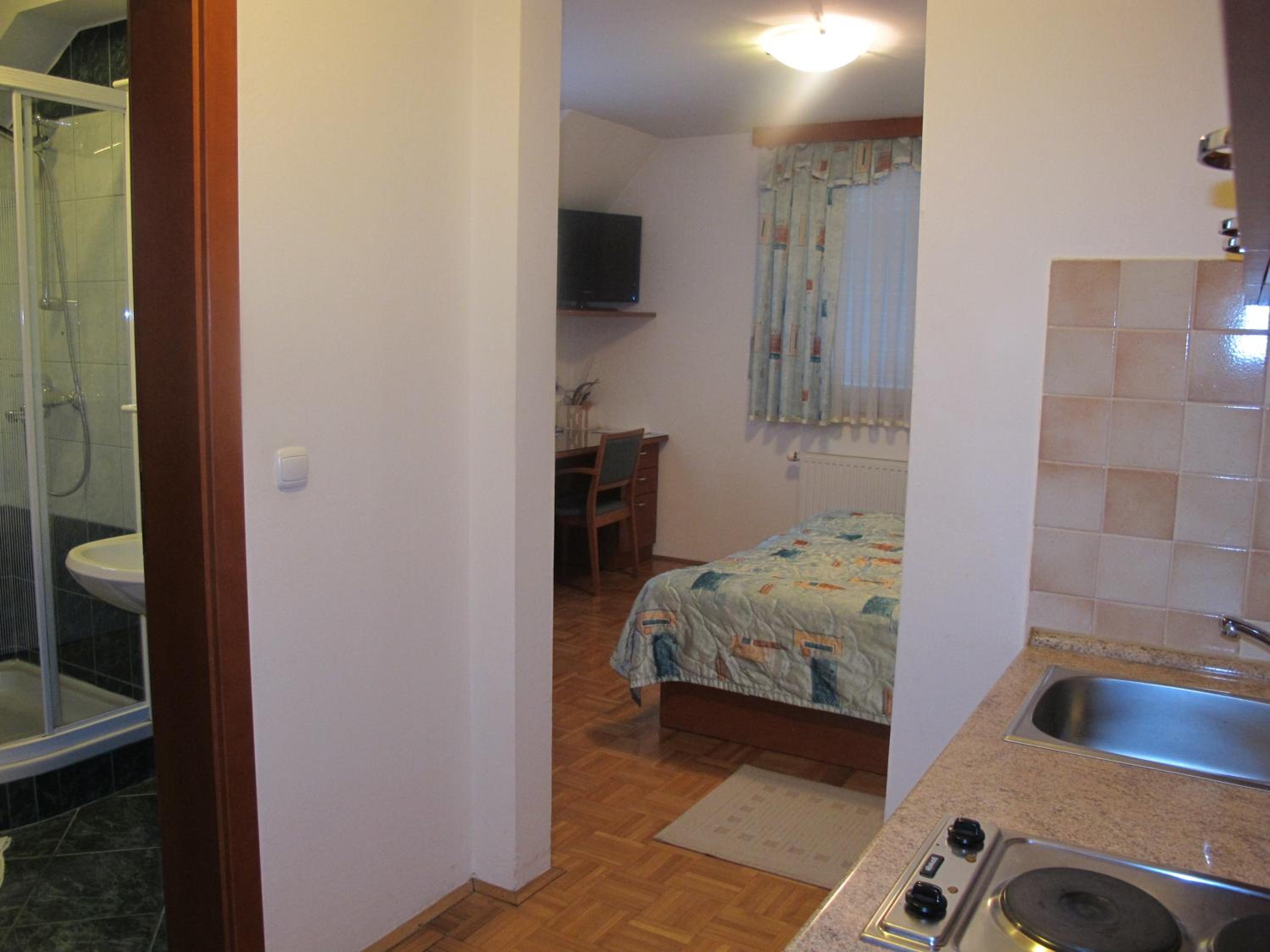 Photo 29