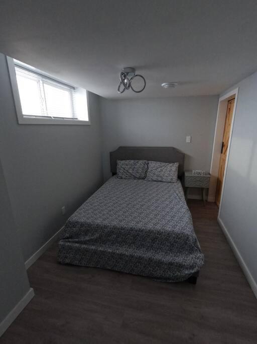 Gorgeous Basement Apartment