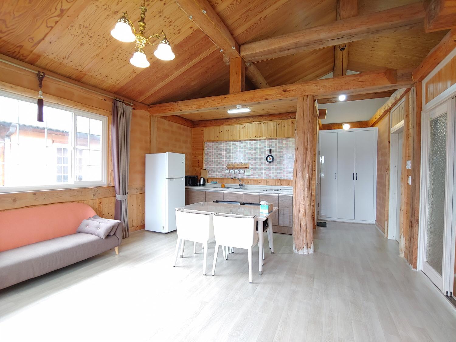 Geumok Log Pension