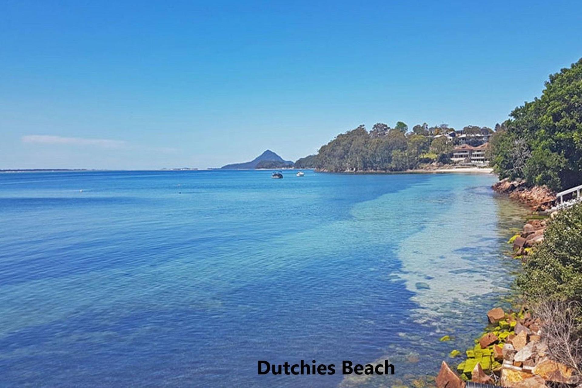 Dukes , 31 Gloucester St - spectacular water views and the added comfort of air conditioning and Wi-Fi