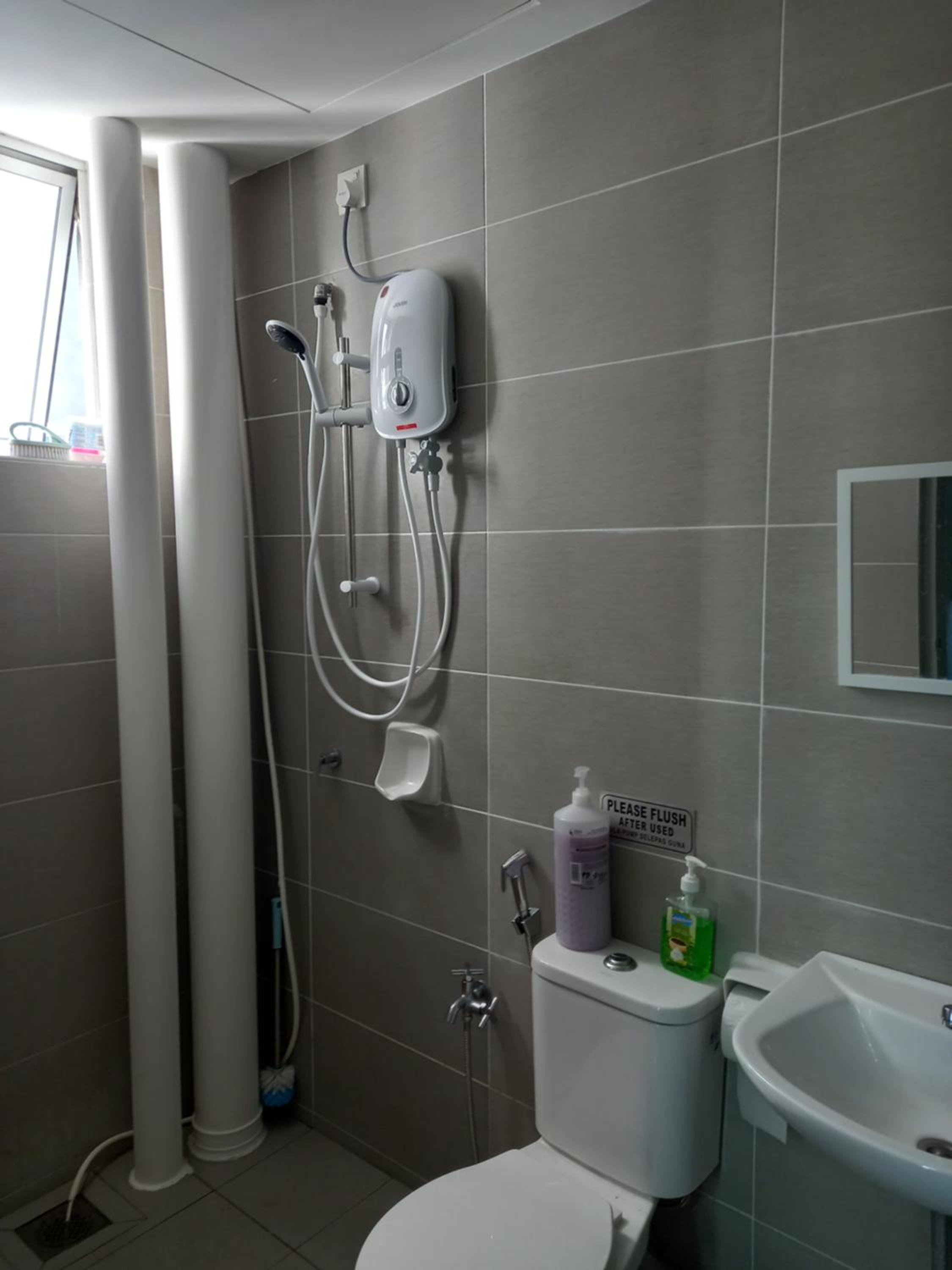 SAFIYYA HOMES MERU RAYA - WIFI/NETFLIX photo 7