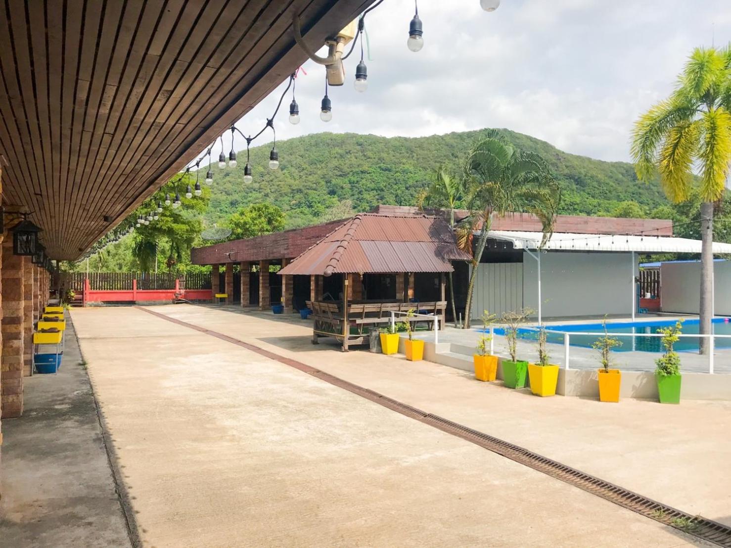 Pooma Resort