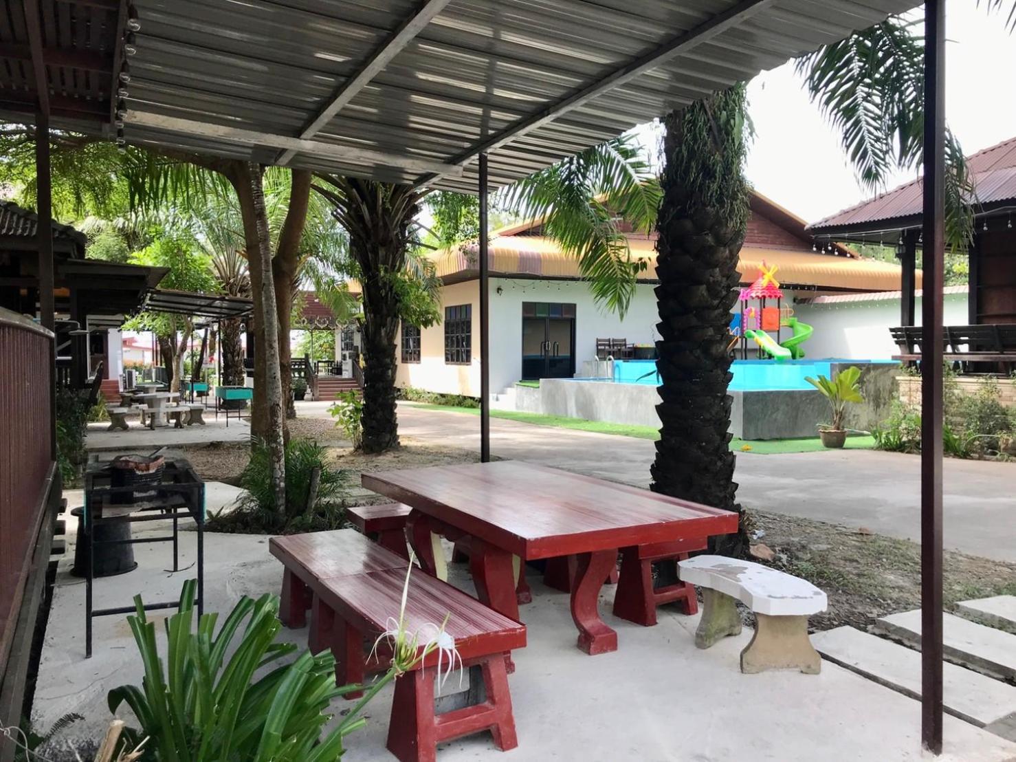 Pooma Resort