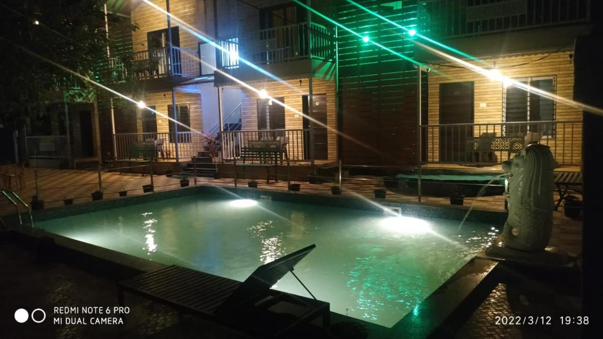 swimming pool