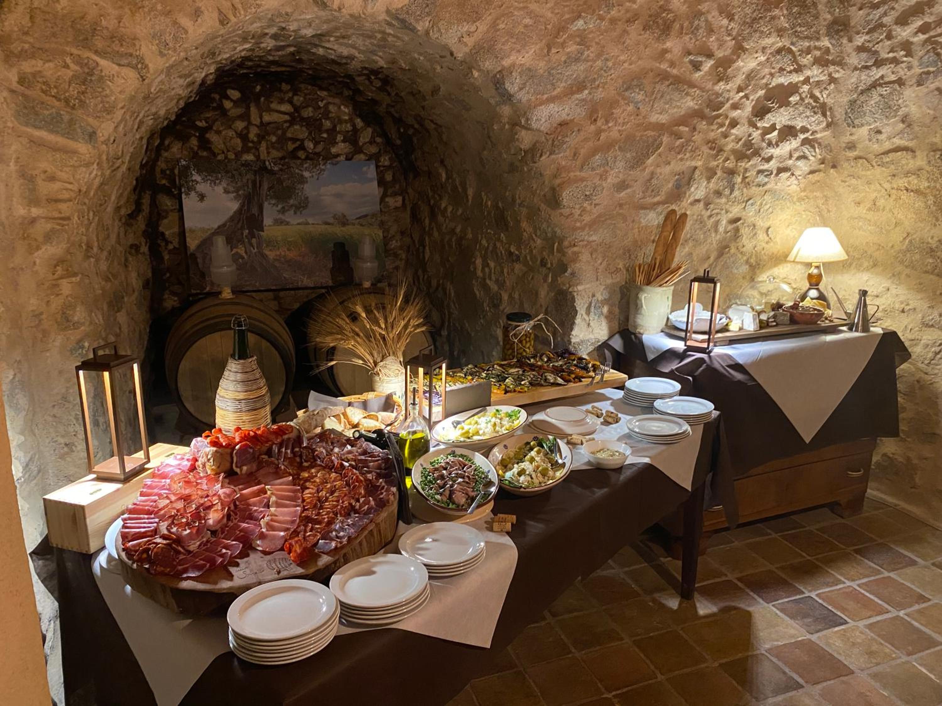 Slow holidays in Calabria tradizioni eno-gastonomia tra borgo e mare