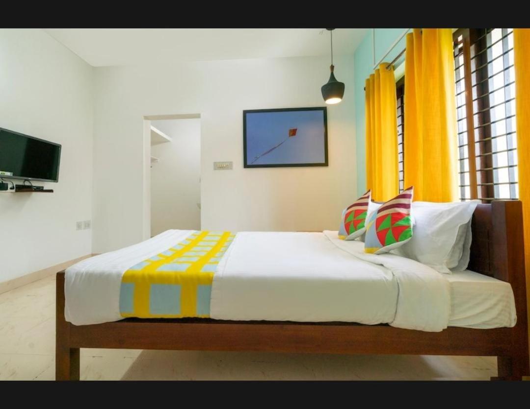 Tharayil Apartments