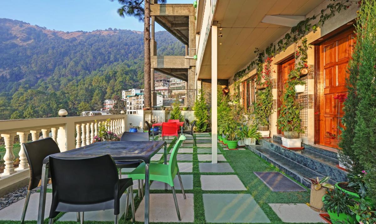 balcony