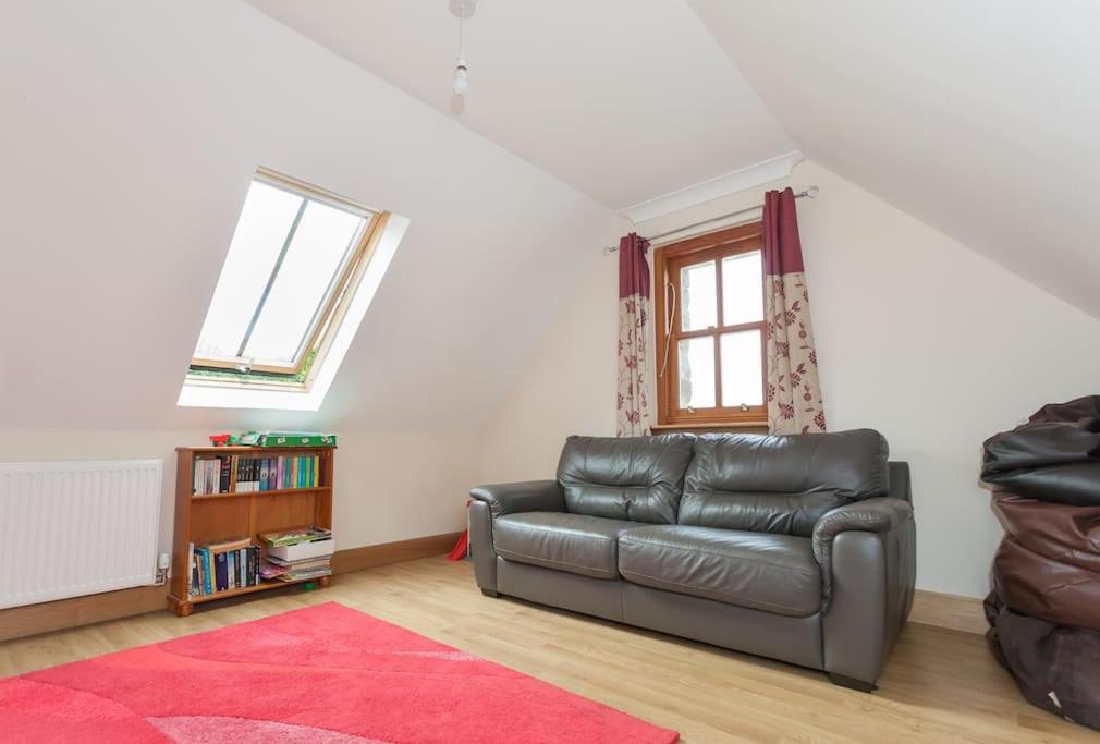Appletree Cottage at Williamscraig Holiday Cottages