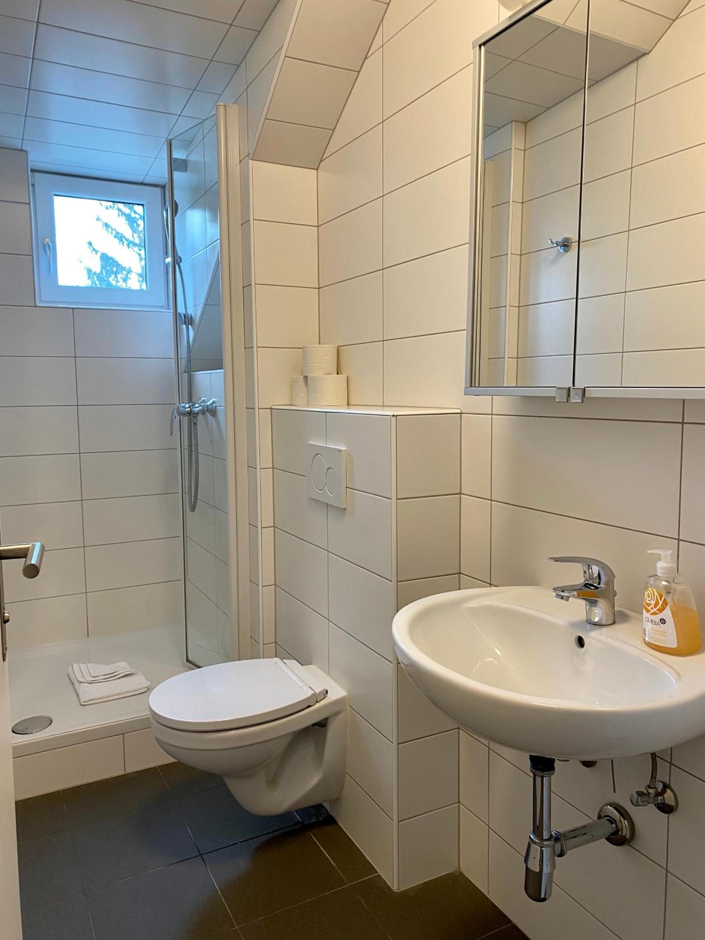 AJO Apartments - Alte Donau Lake or Garden View Balcony Studio - Self-Check-in