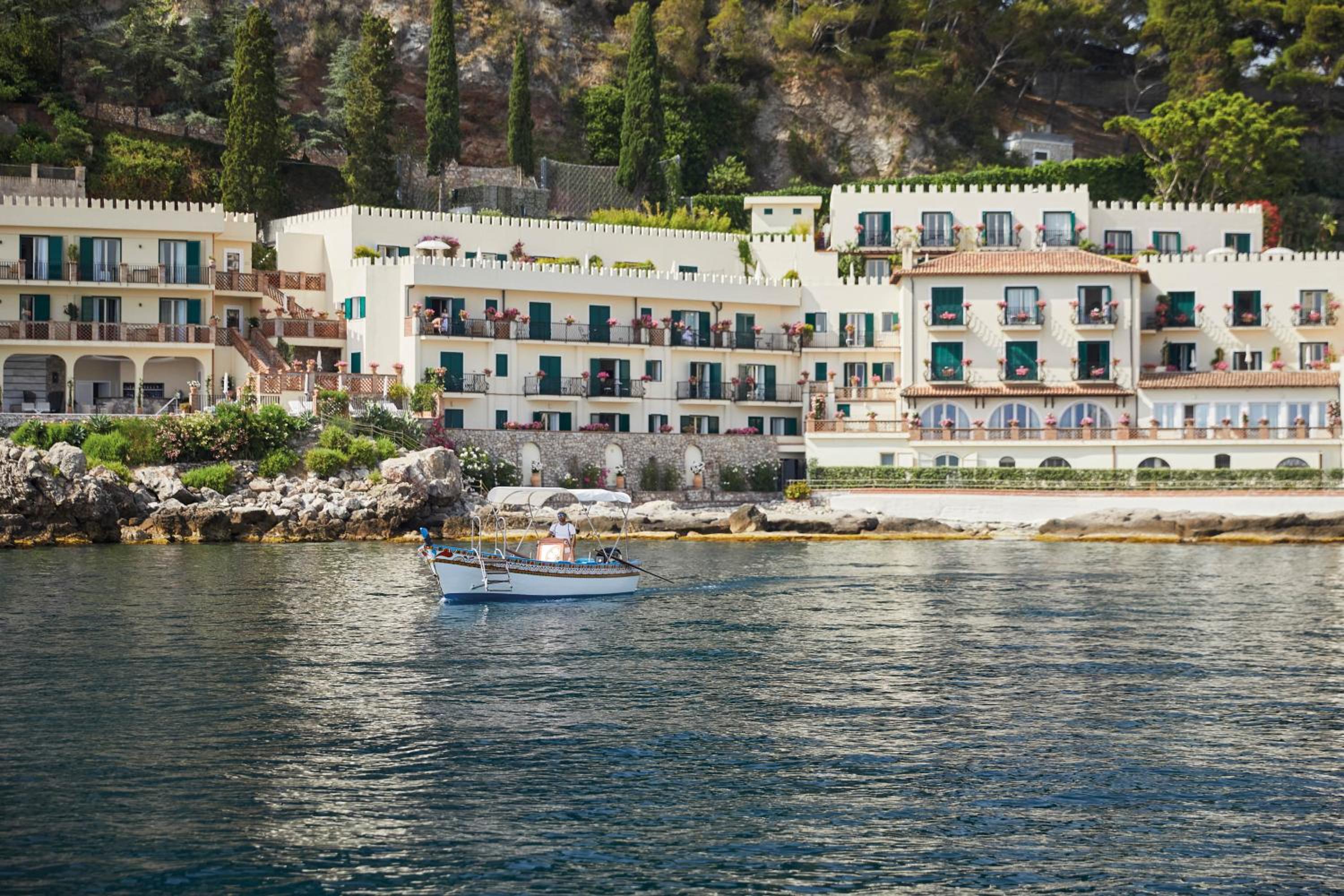 Hotel Villa Sant'Andrea, A Belmond Hotel, Taormina Mare - Image 1