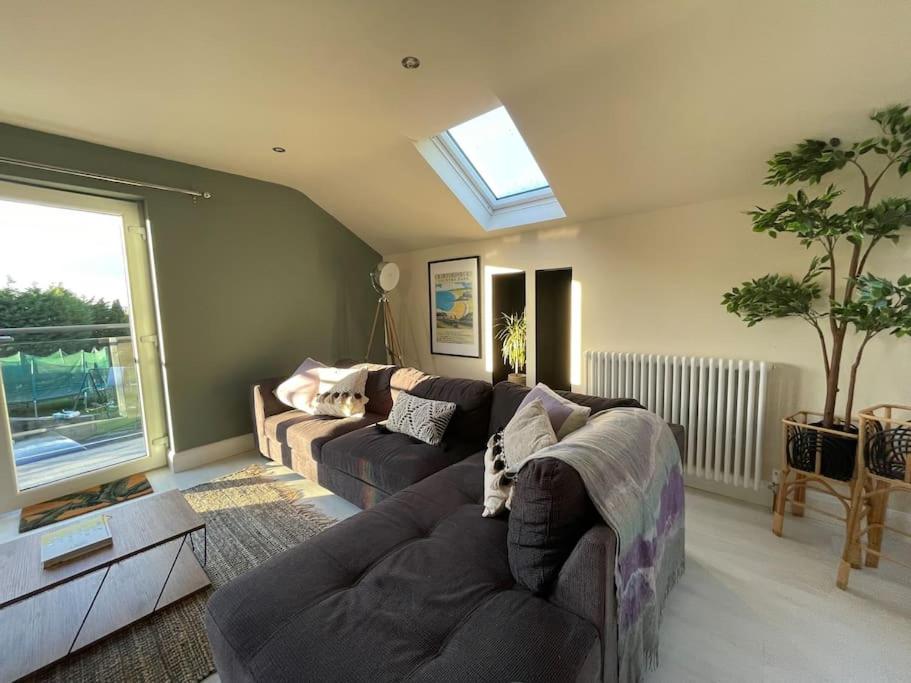 Edge Water Cottage-recently constructed