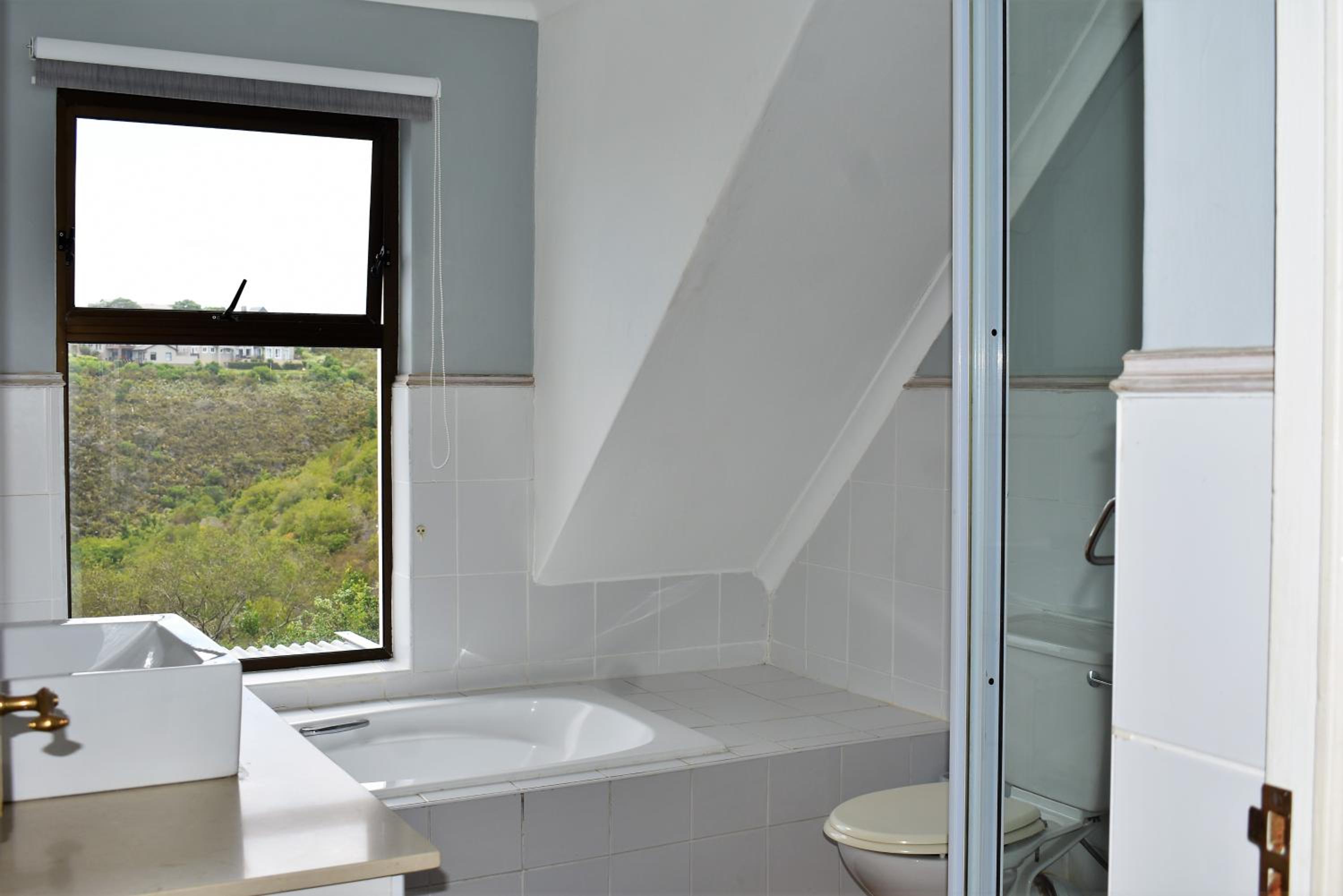 Hillview, Pezula view 5