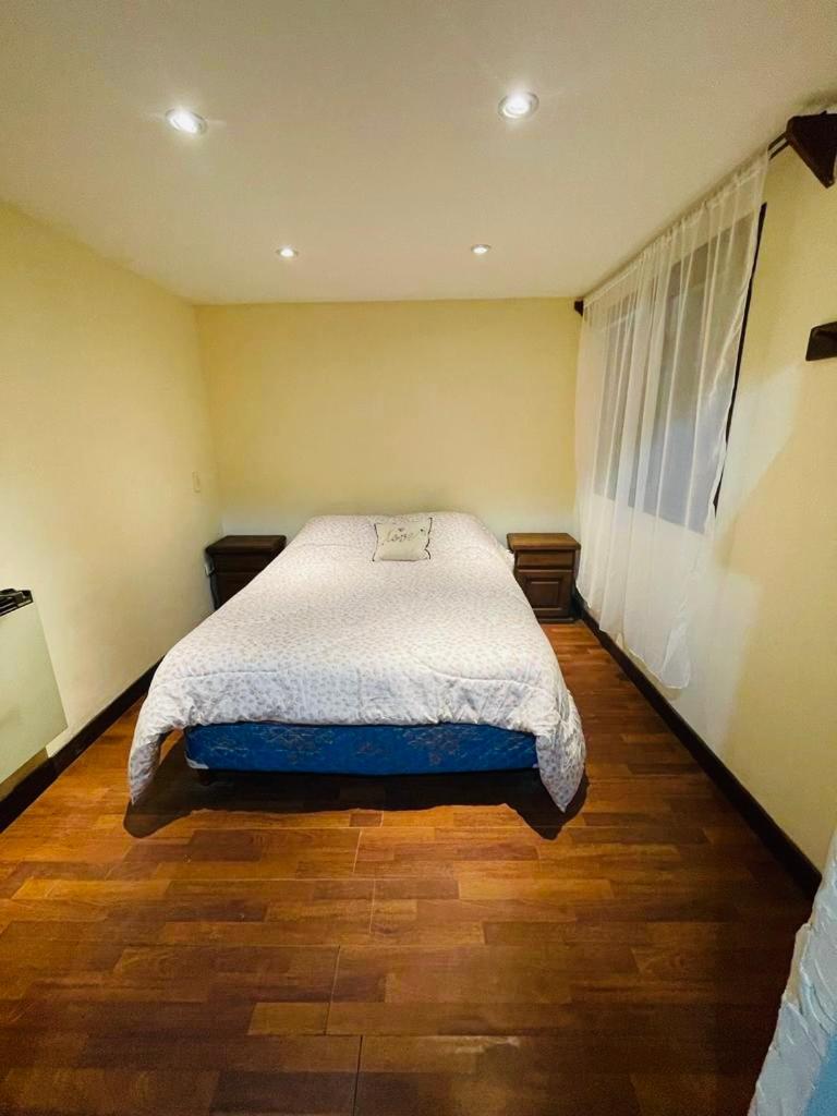 Casa en villa Gesell centro no se alquila a jóvenes la casa se reserva con la seña del 50 porciento del total de la estadía