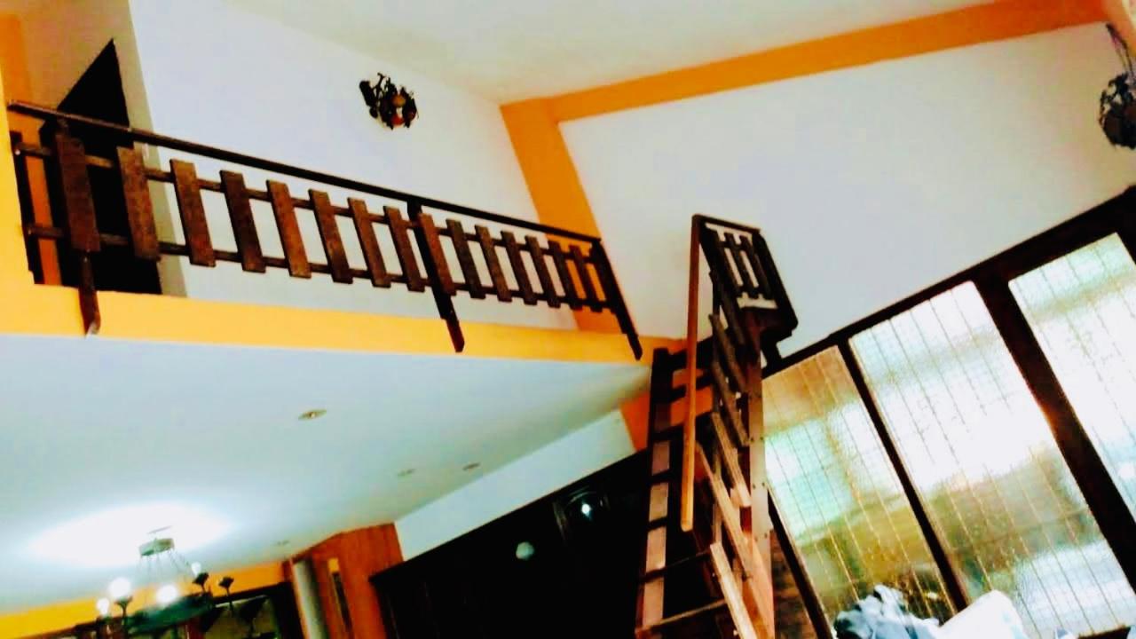 Casa en villa Gesell centro no se alquila a jóvenes la casa se reserva con la seña del 50 porciento del total de la estadía