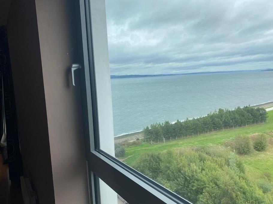 Modern 2 bed apartment with stunning seaside view view 3