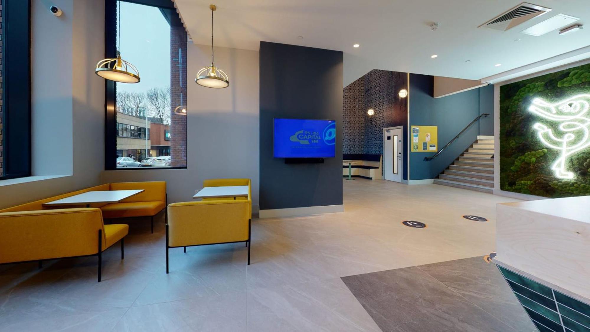 For Students Only - Relaxing Ensuites and Apartments at Weaver Place in Coventry