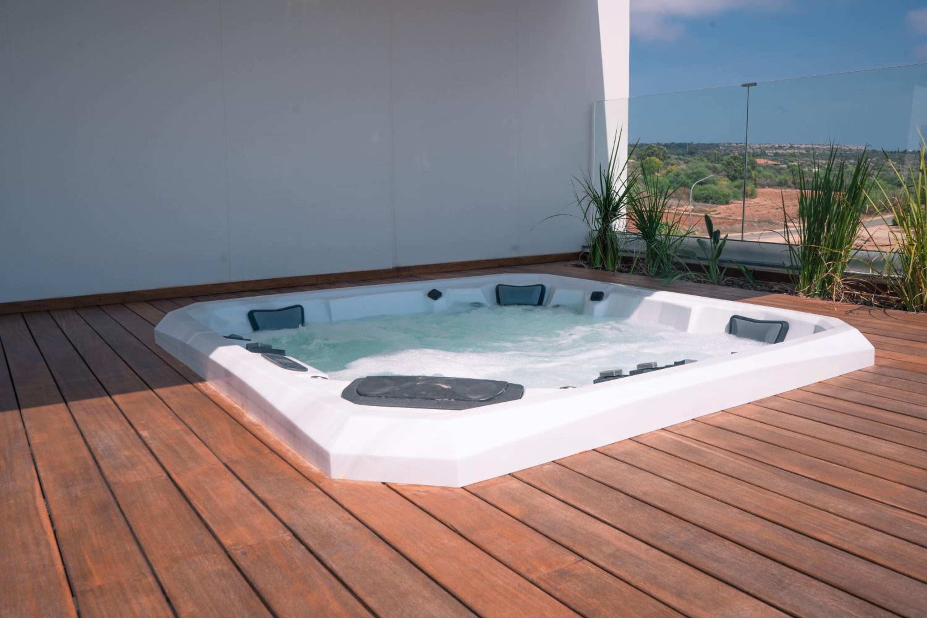 Vivo Mare Beachfront Villas - Vista