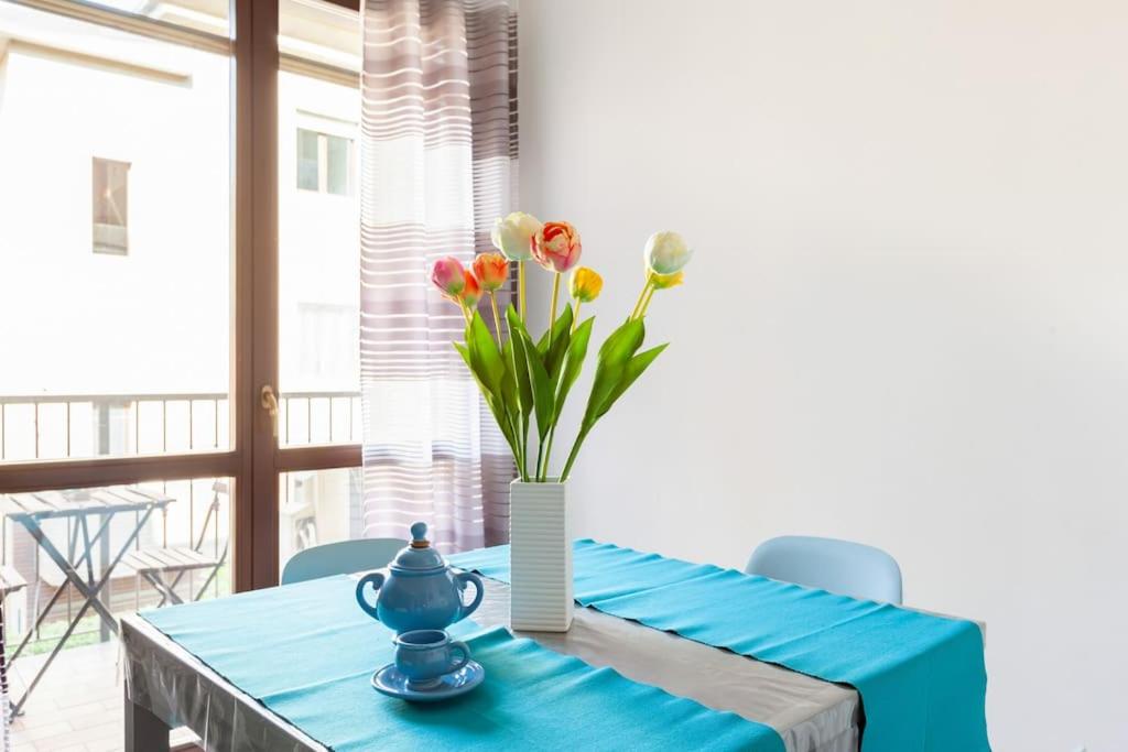 Casa Azzurra - by Host4U view 4