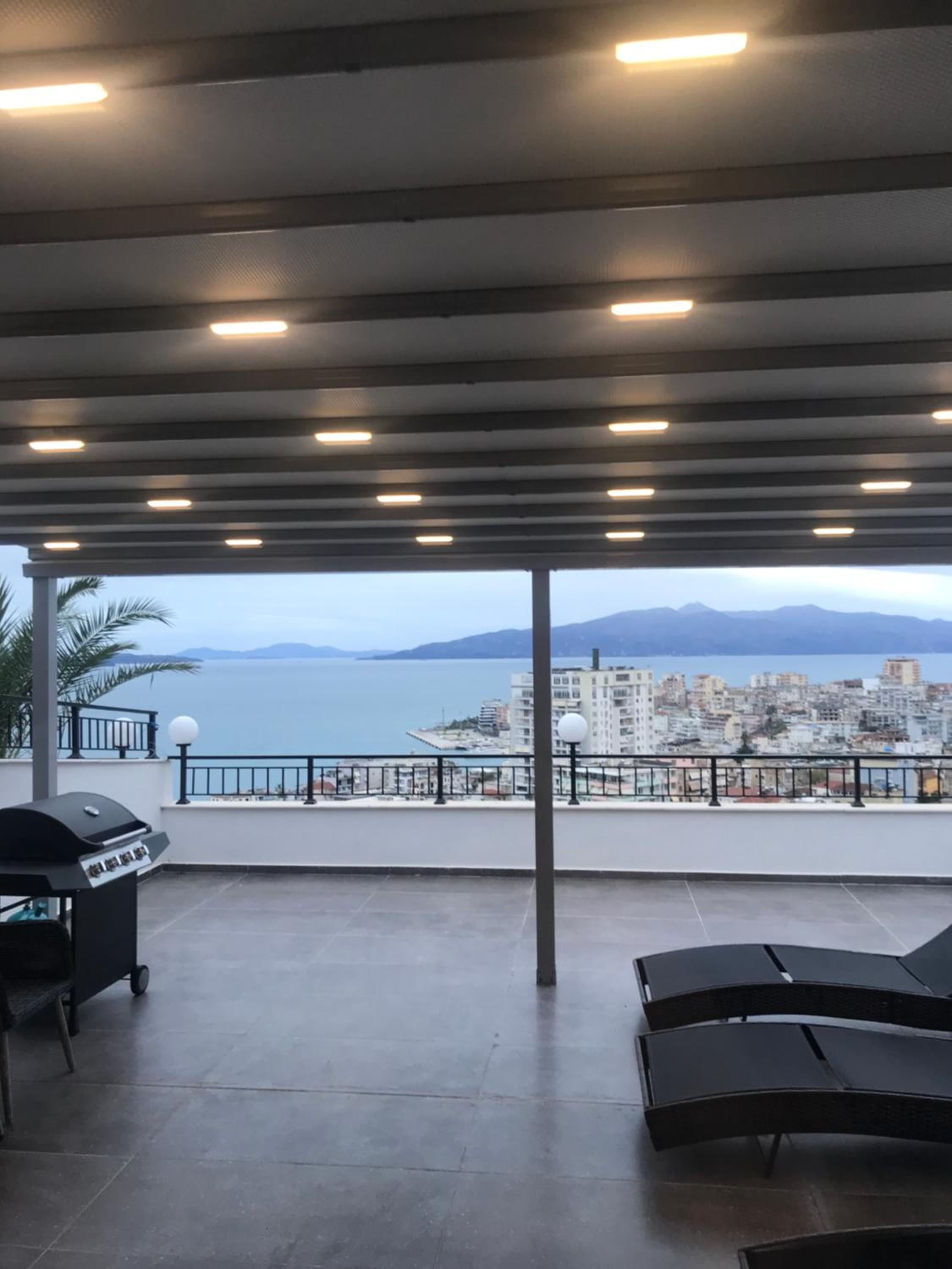 Pirro Luxury Apartment