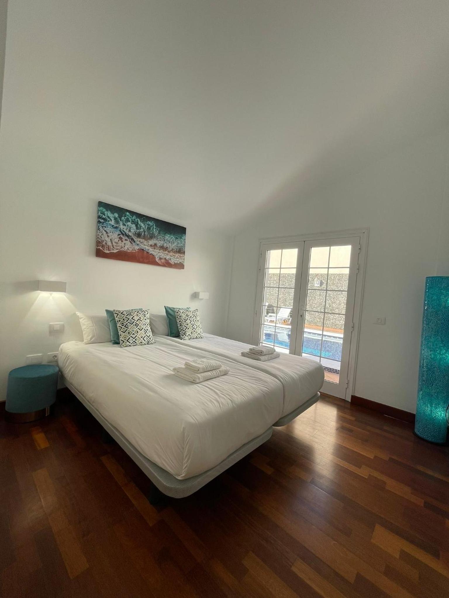 Villa Marbella-private heated pool and breathtaking view