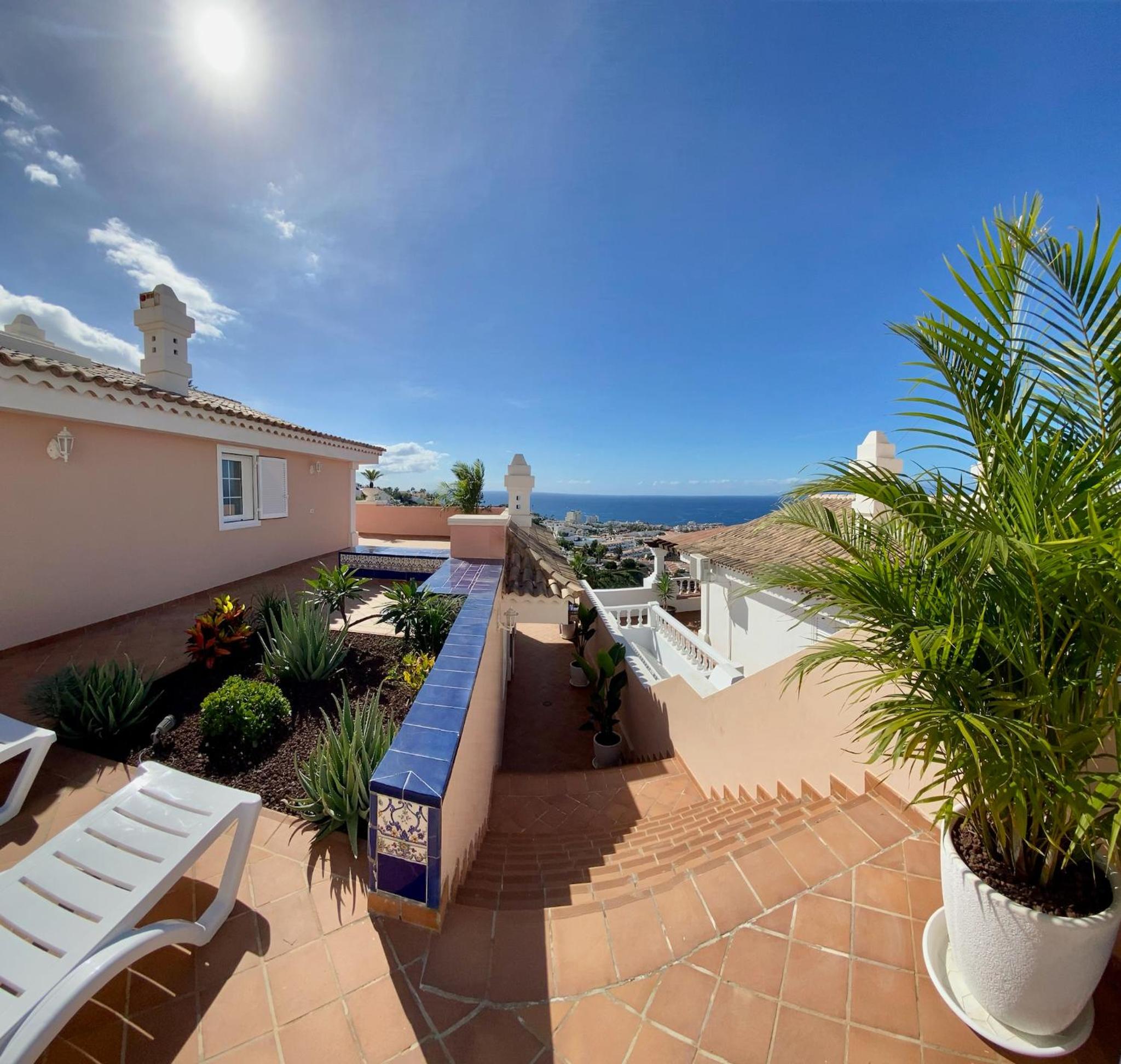 Villa Marbella-private heated pool and breathtaking view