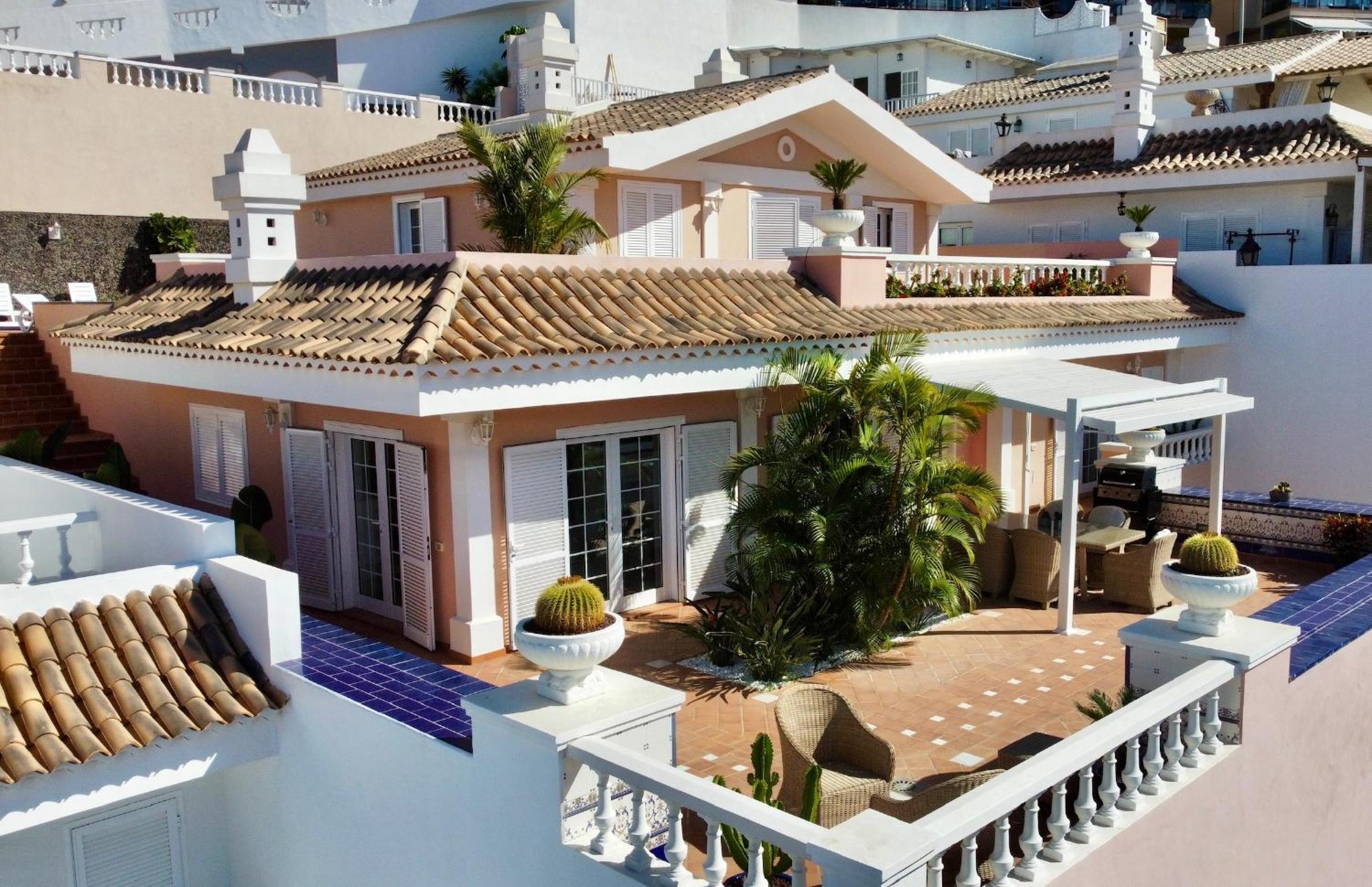 Villa Marbella-private heated pool and breathtaking view