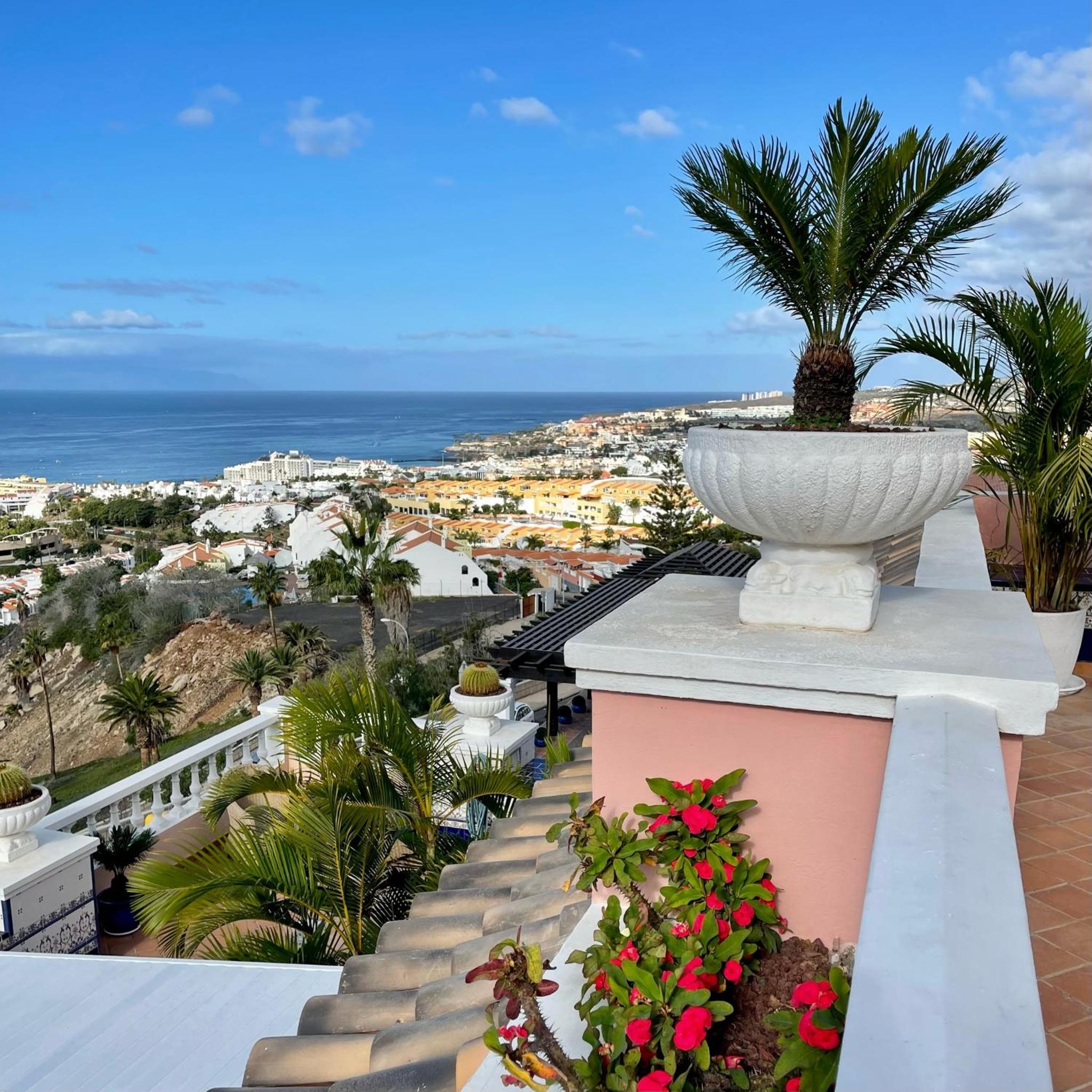 Villa Marbella-private heated pool and breathtaking view